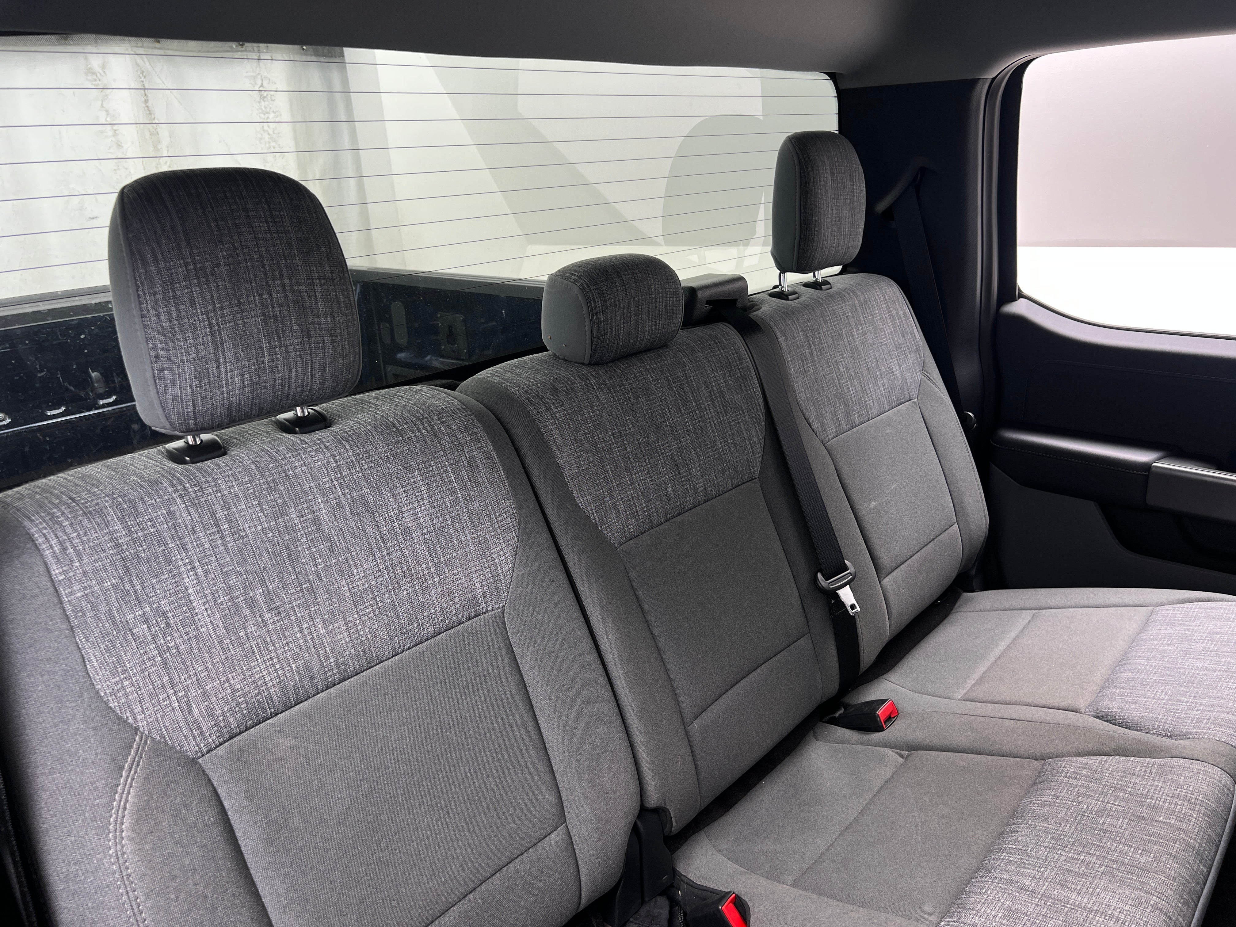 2022 Ford F-150 Lightning XLT 6
