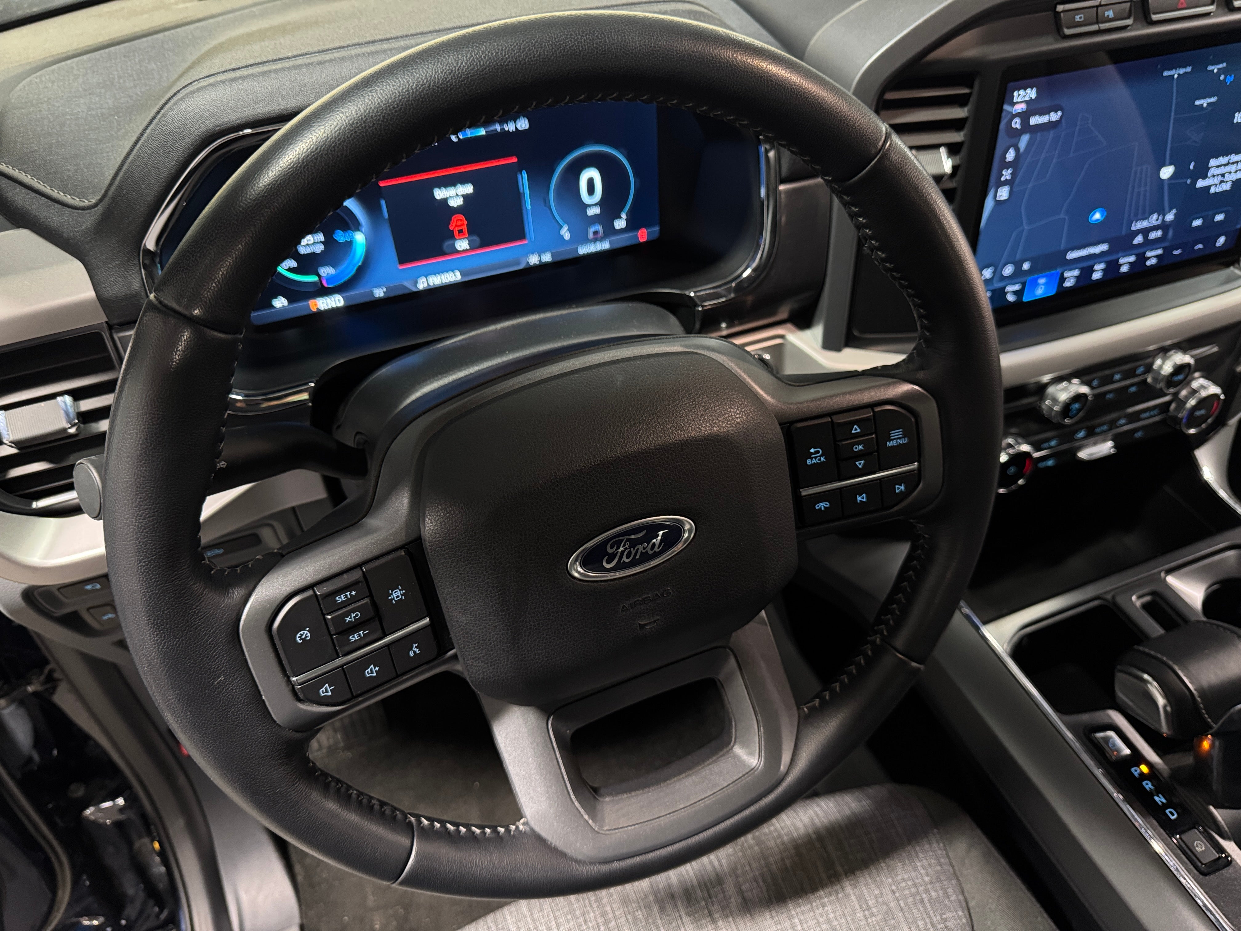 2022 Ford F-150 Lightning XLT 5