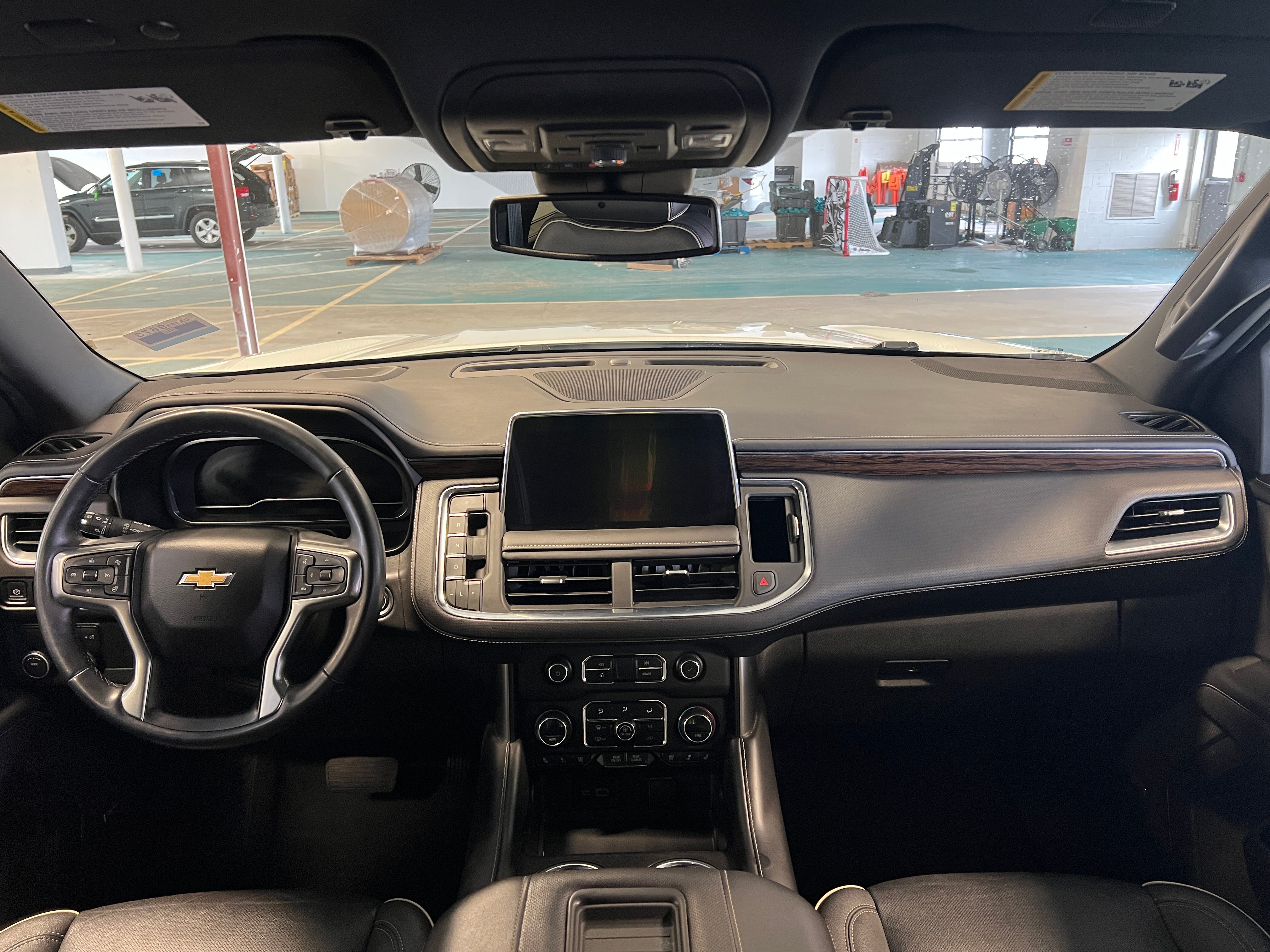 2023 Chevrolet Suburban Premier 2
