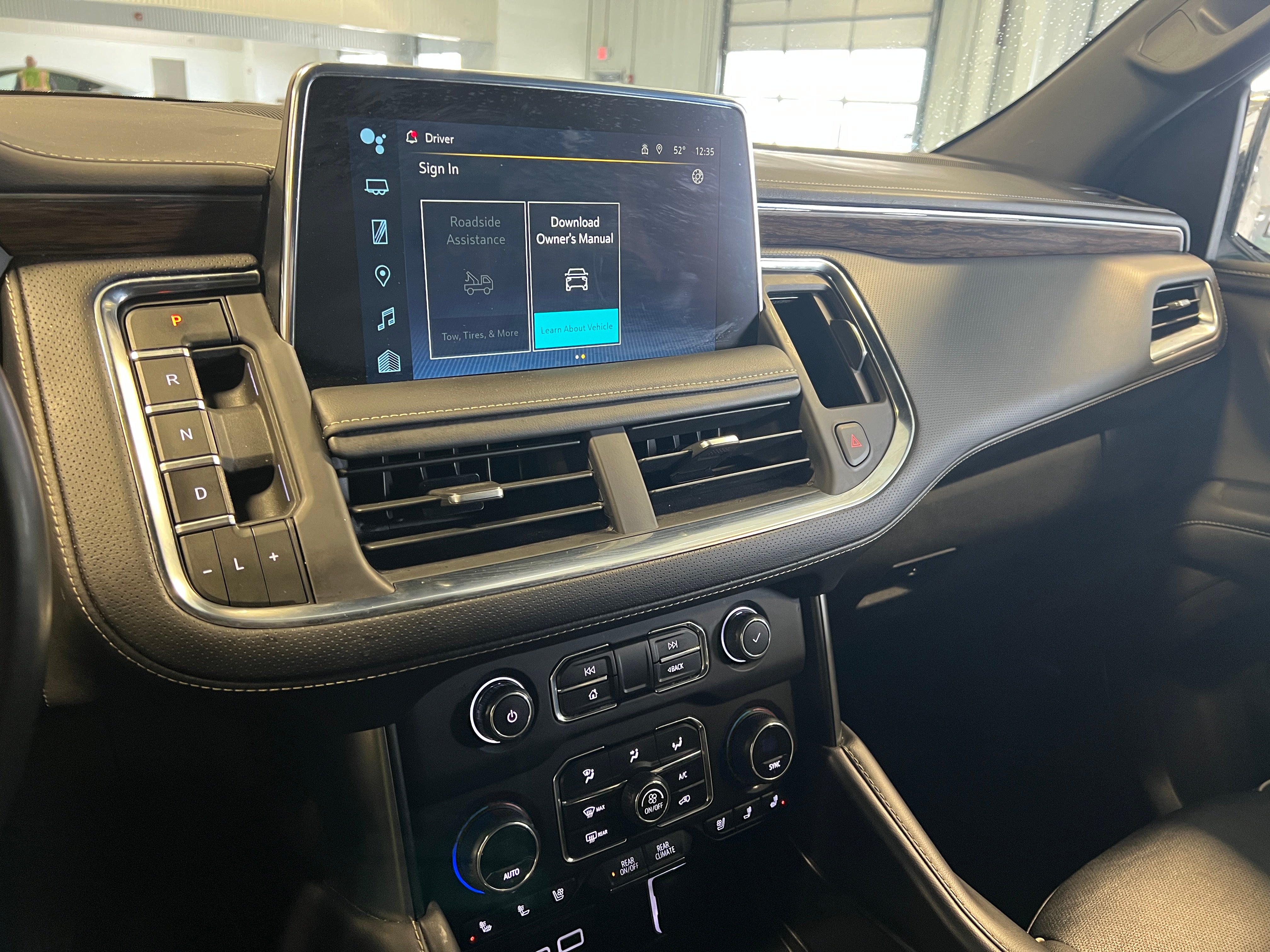 2023 Chevrolet Suburban Premier 3