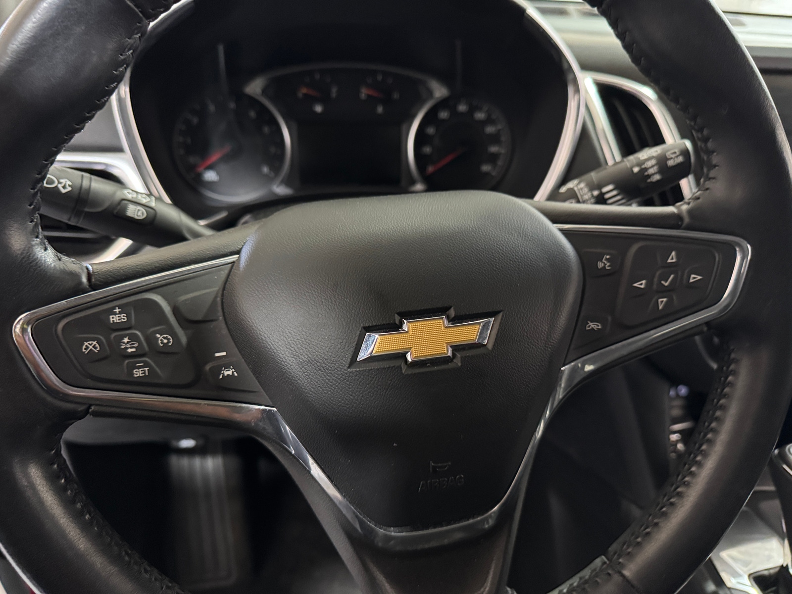 Thumbnail: 2020 Chevrolet Equinox - 5