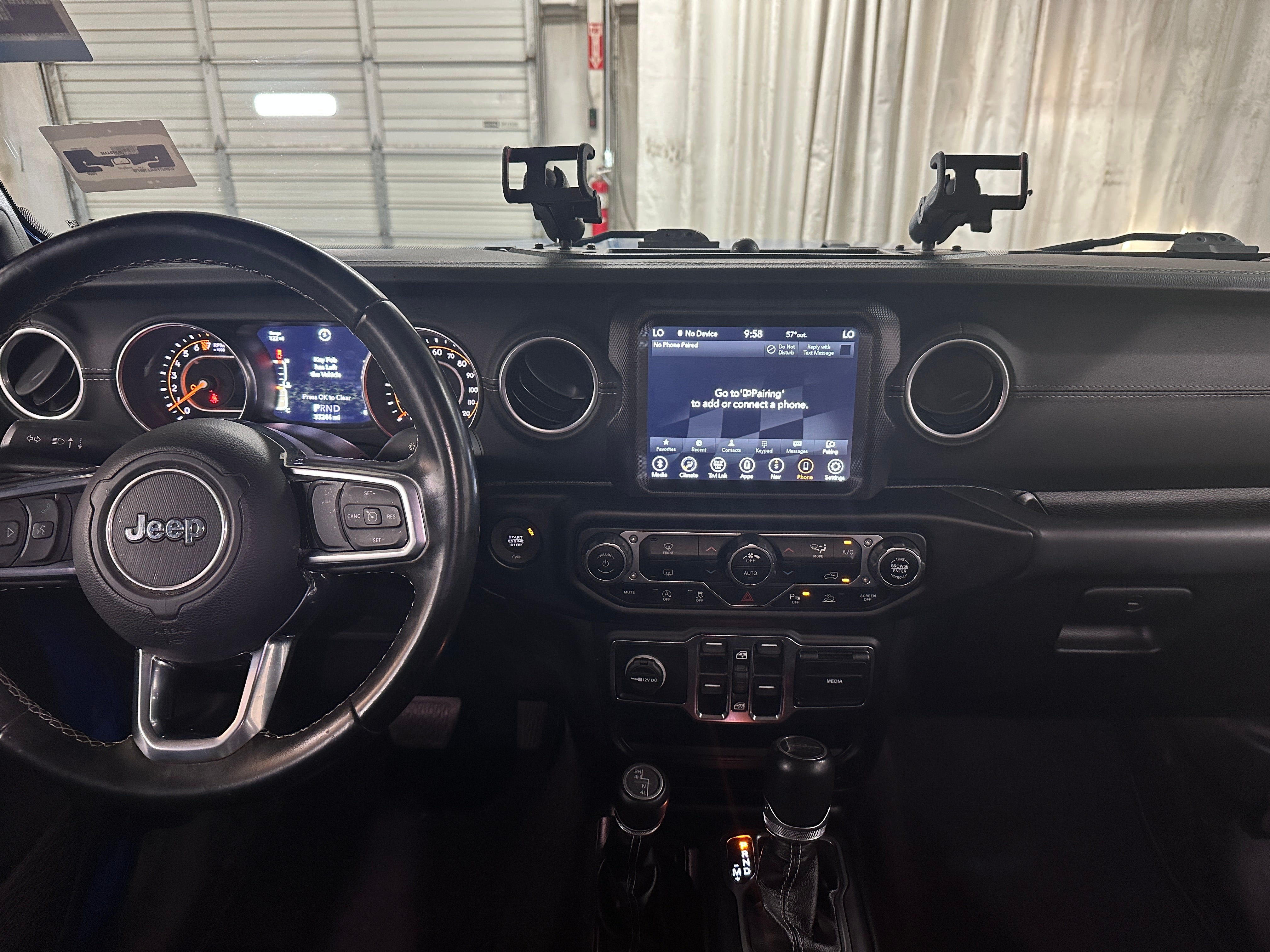 Thumbnail: 2020 Jeep Gladiator - 3