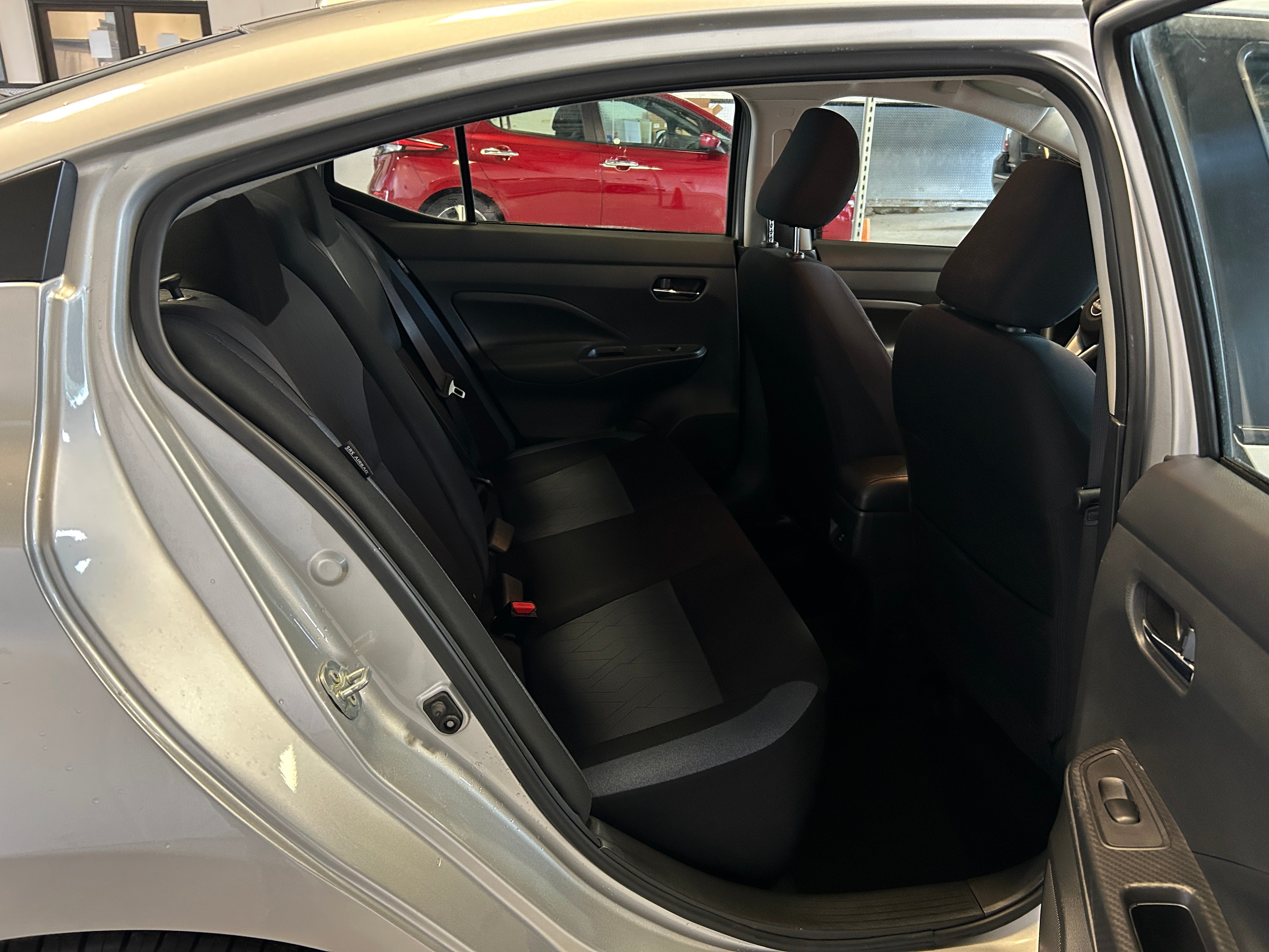 2023 Nissan Versa SV 6