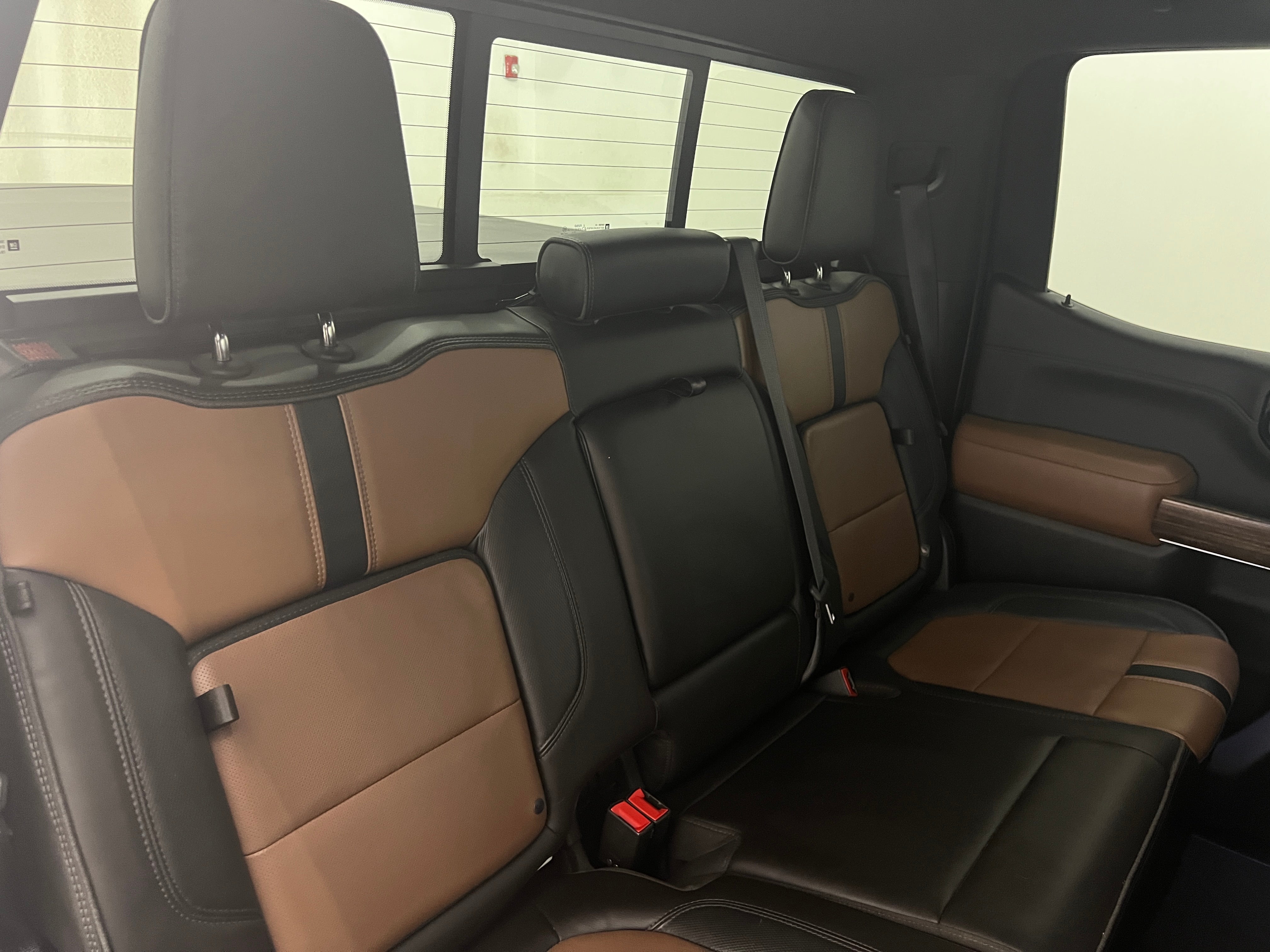 2019 Chevrolet Silverado 1500 High Country 5