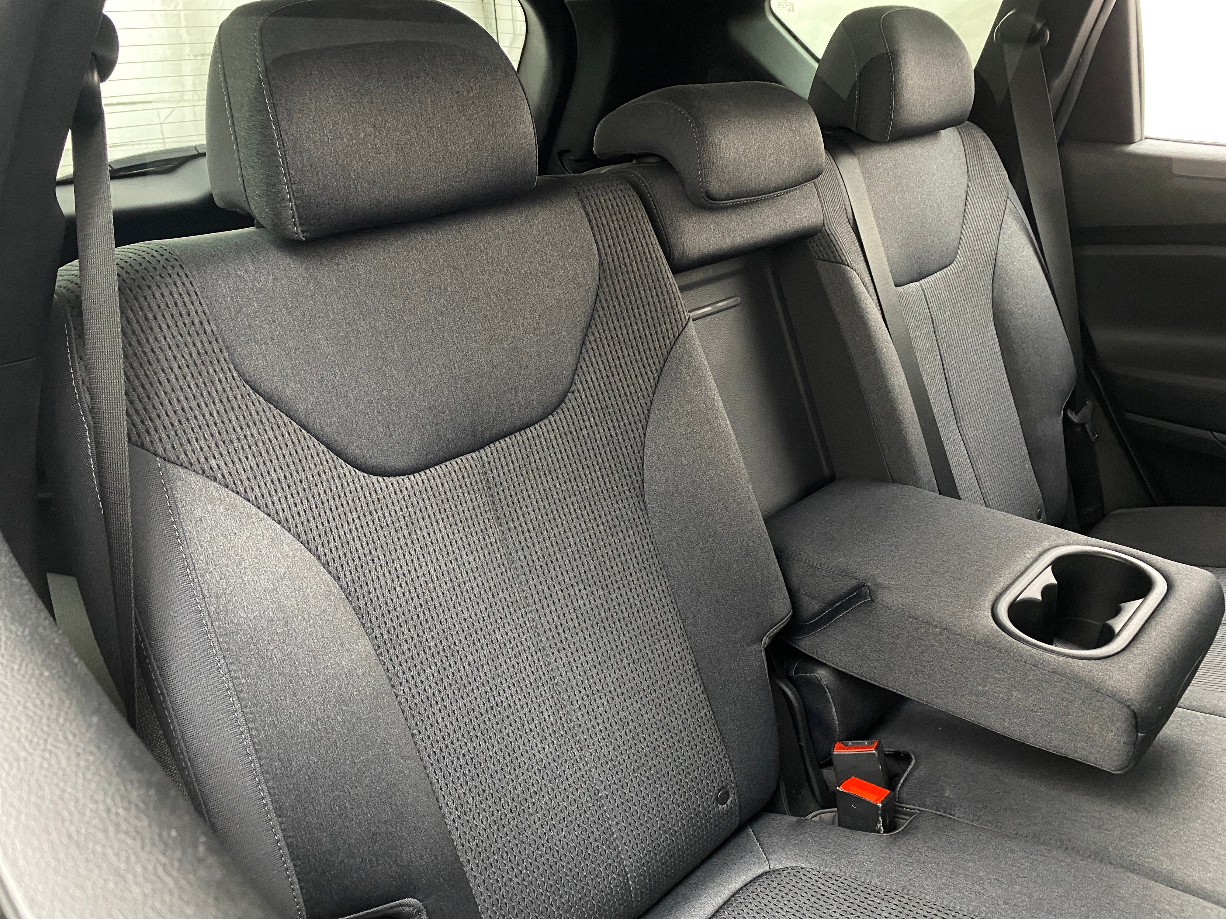 2022 Hyundai Santa Fe SE 5