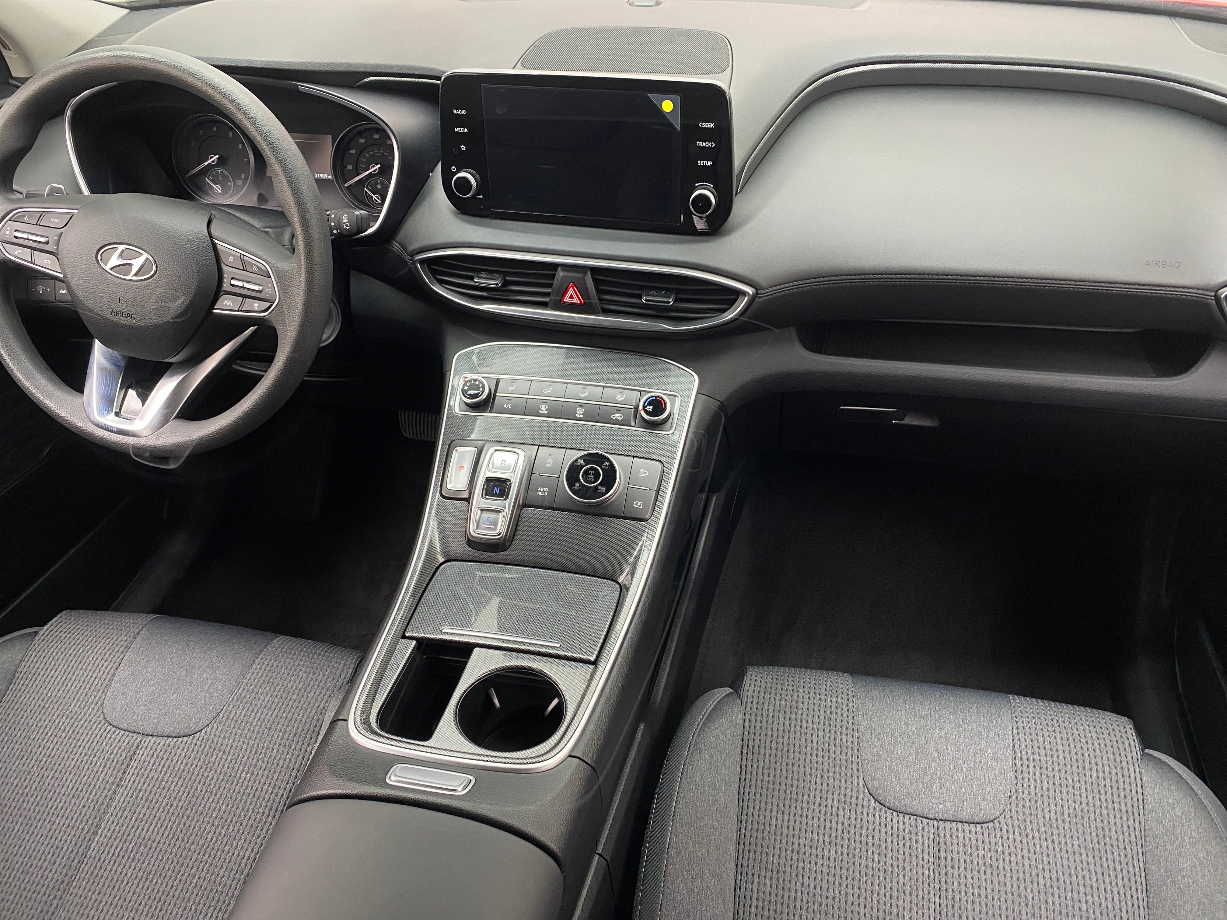 2022 Hyundai Santa Fe SE 3
