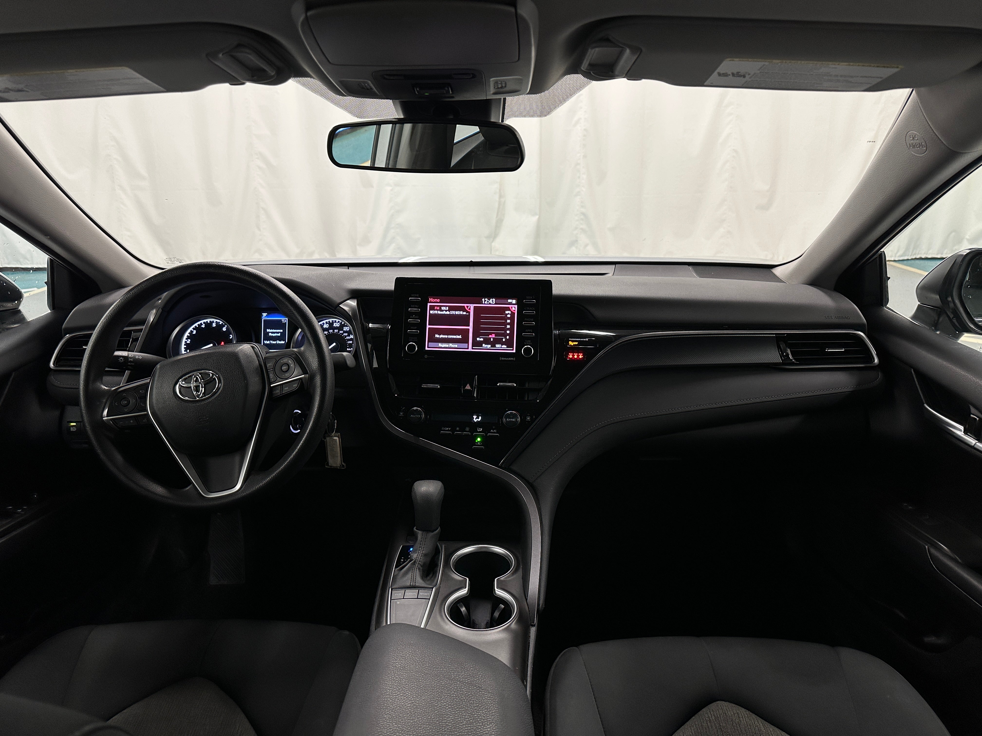 2024 Toyota Camry LE 3