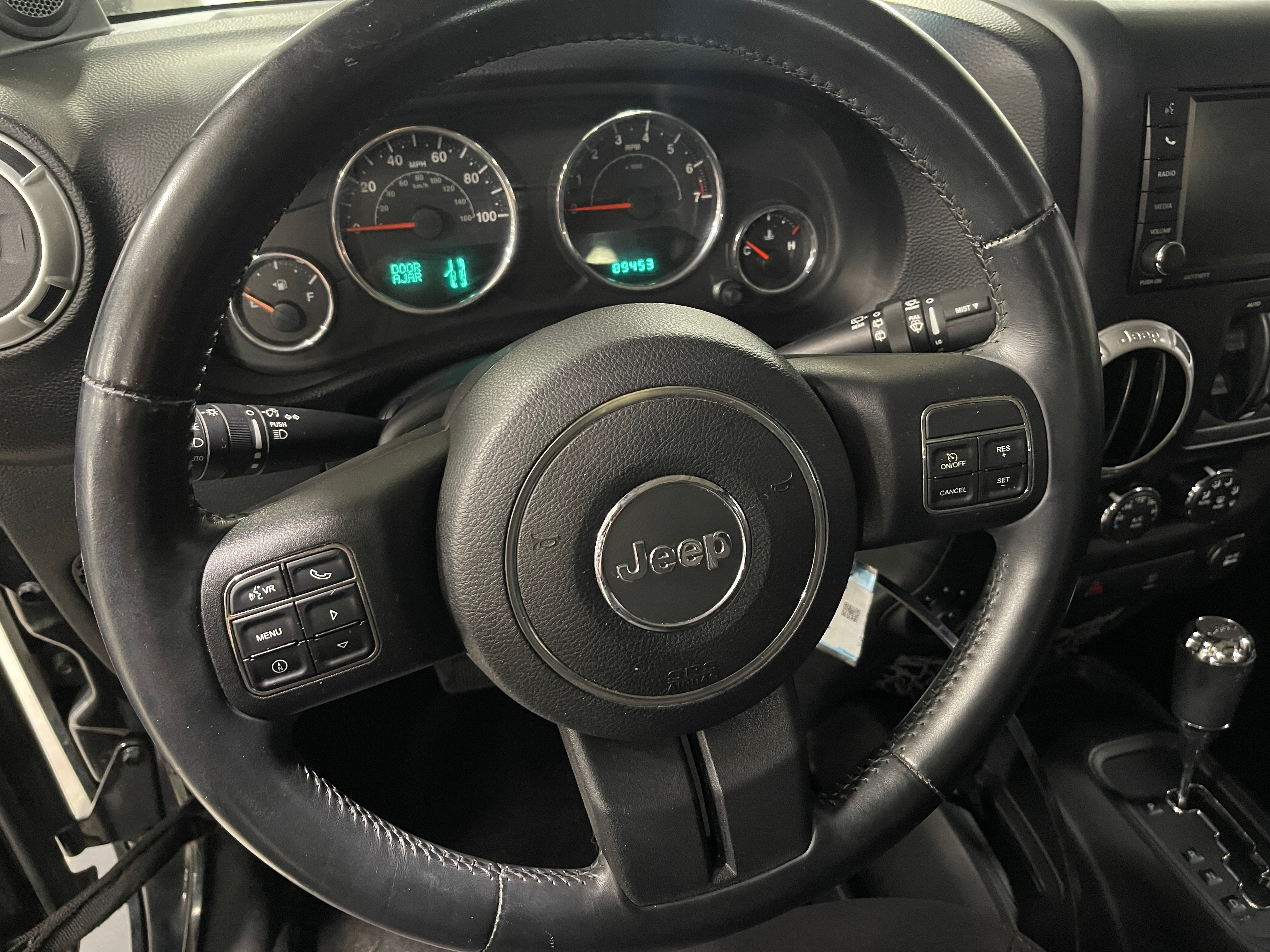2013 Jeep Wrangler Unlimited Sahara 5