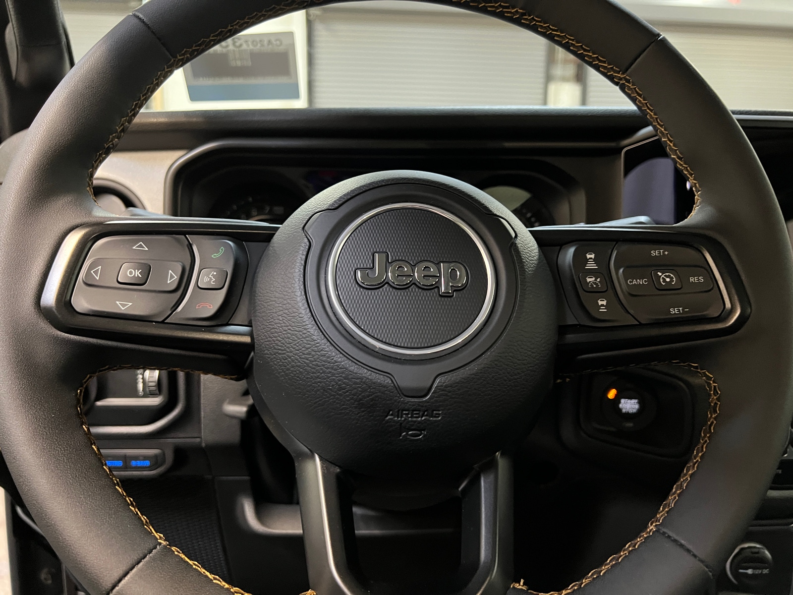 Thumbnail: 2024 Jeep Wrangler - 5