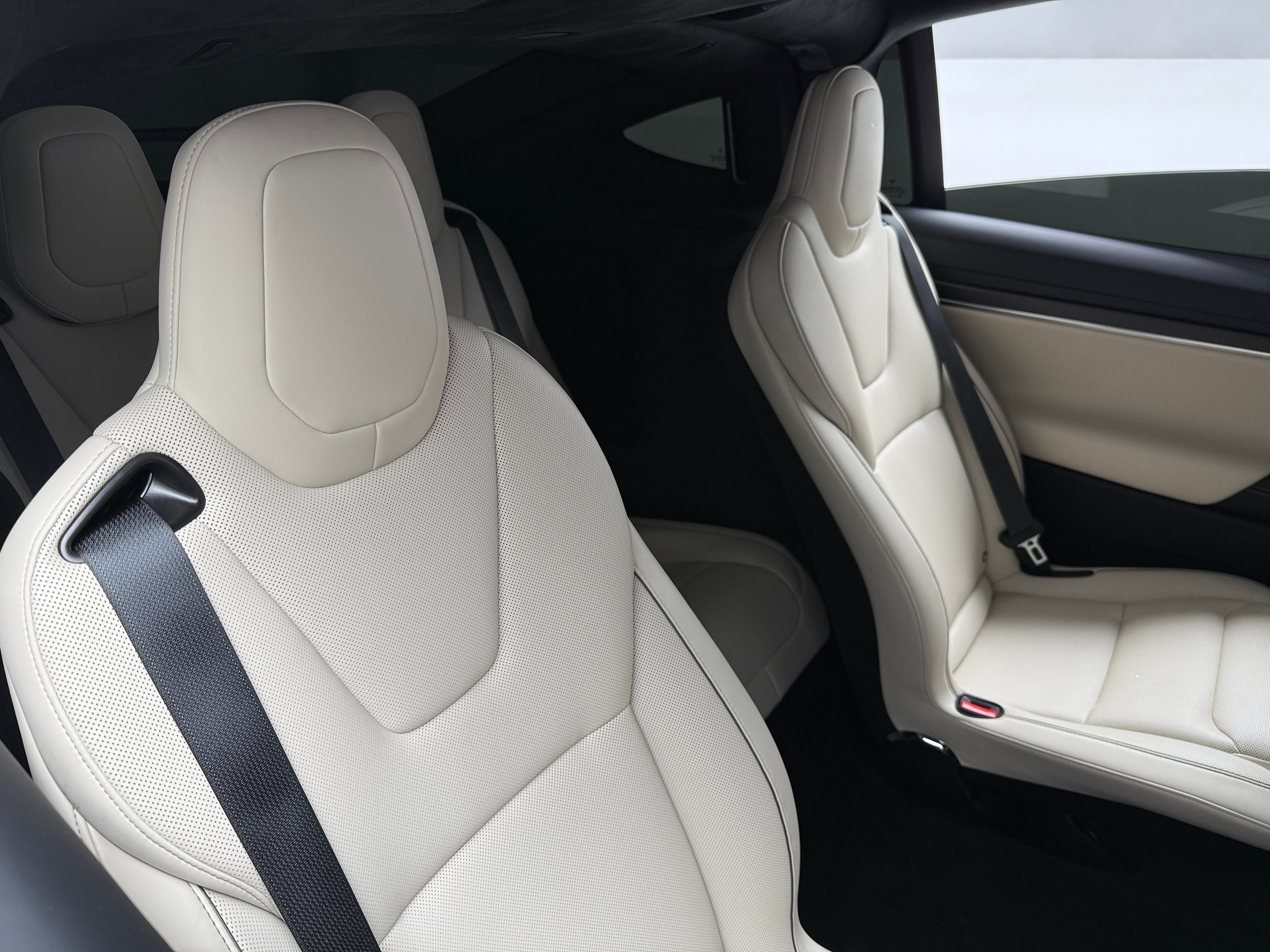 2024 Tesla Model X Plaid 4