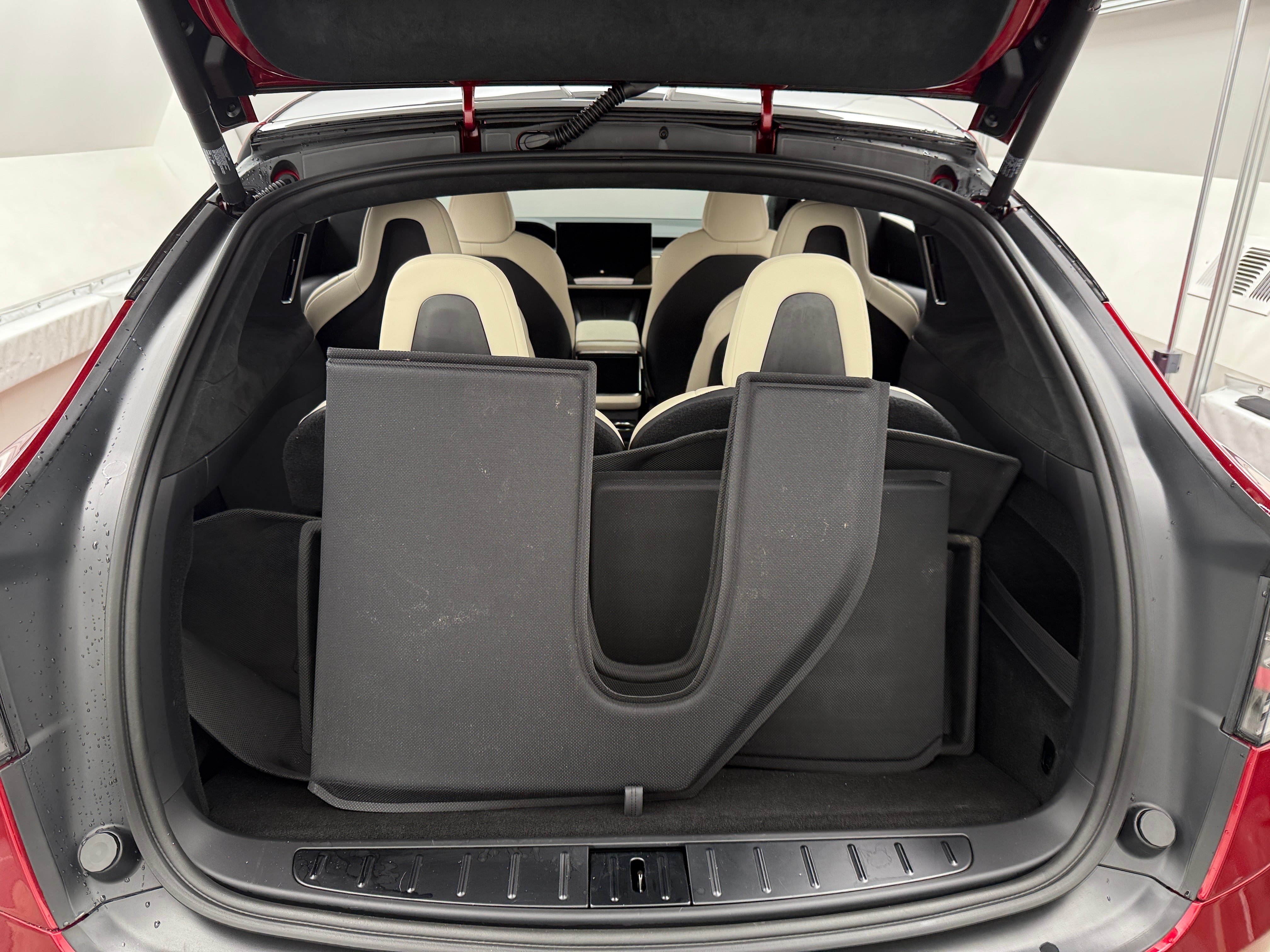2024 Tesla Model X Plaid 5