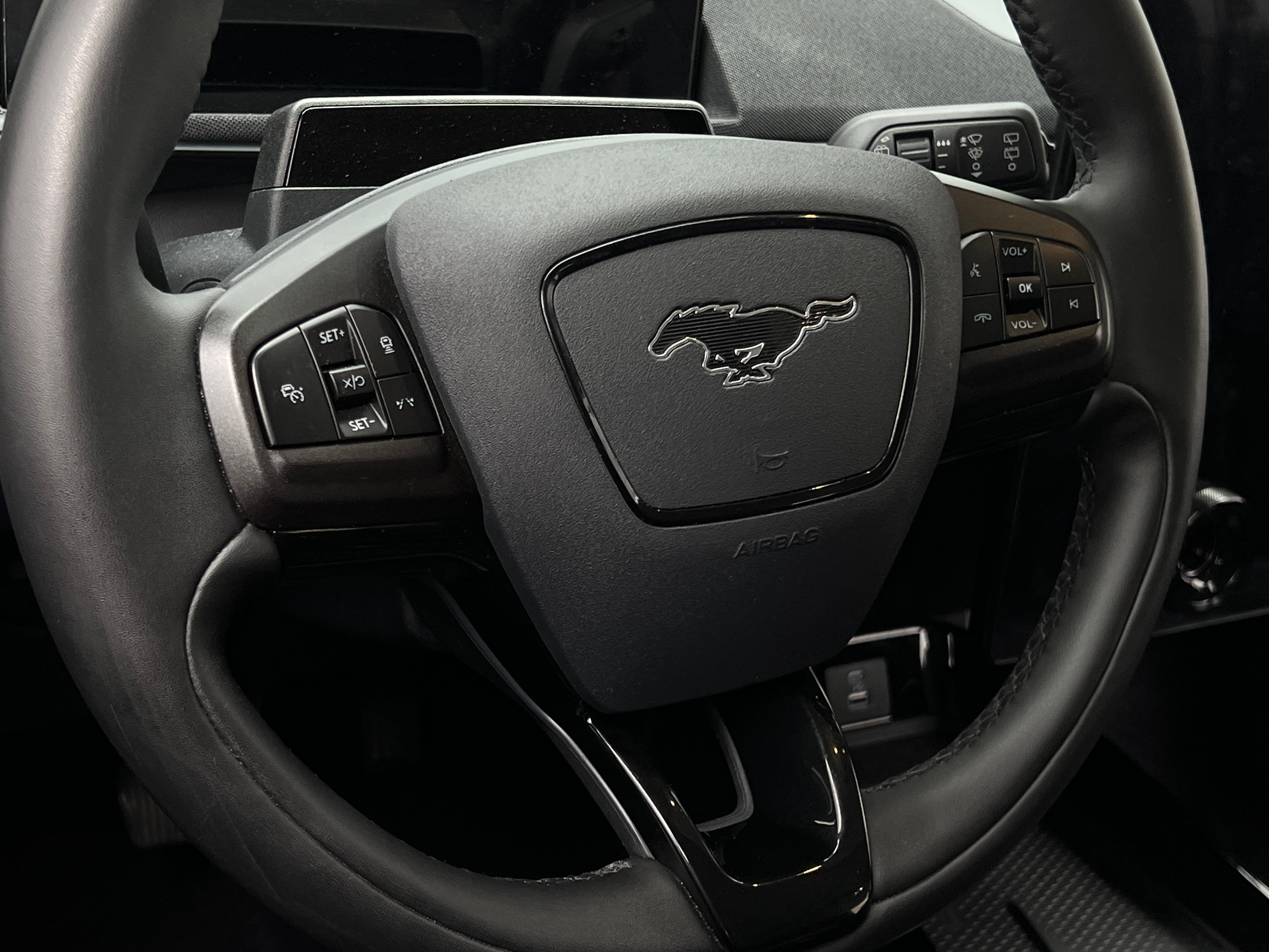 2023 Ford Mustang Mach-E Select 4