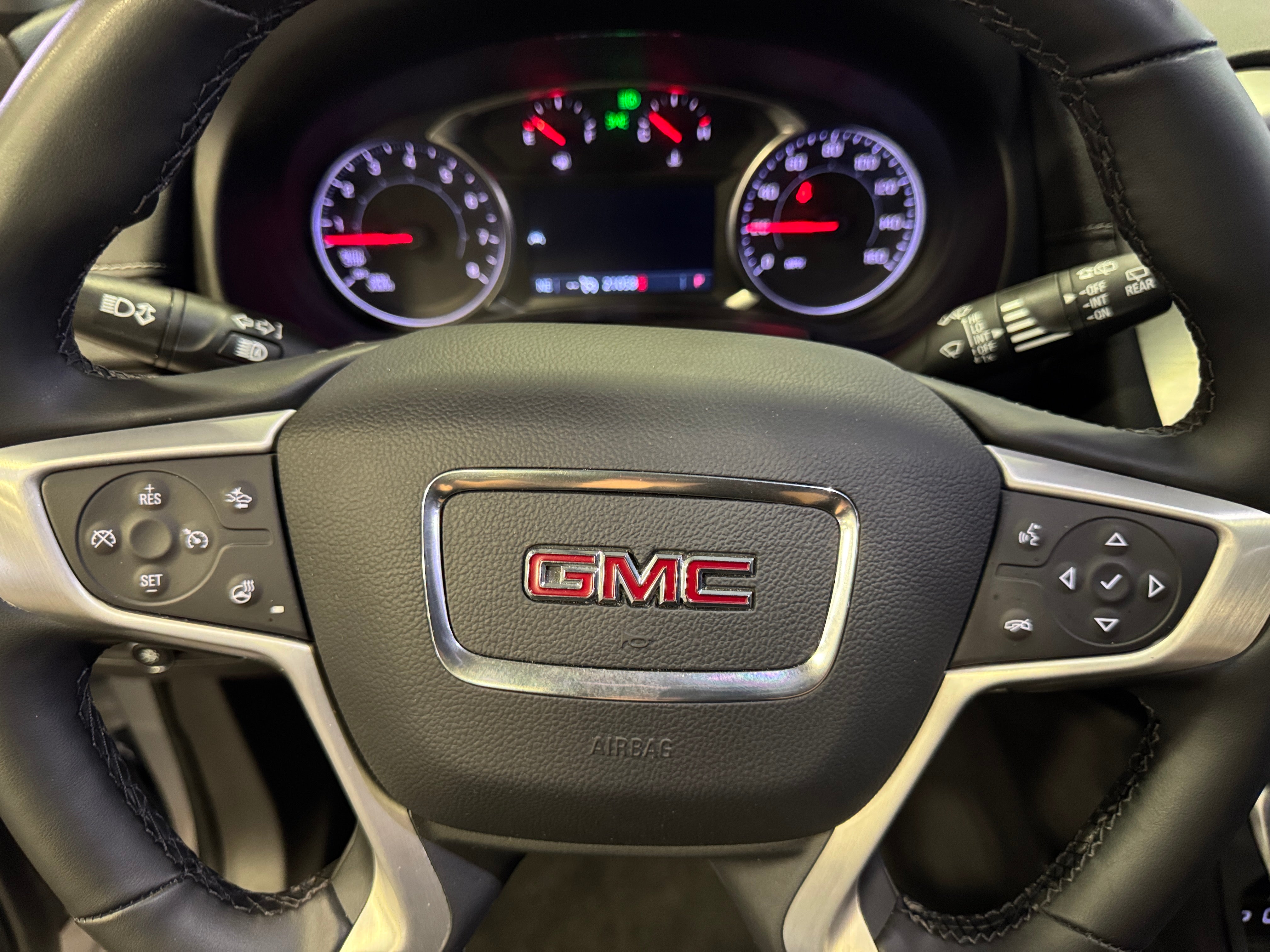 2024 GMC Terrain SLT 4