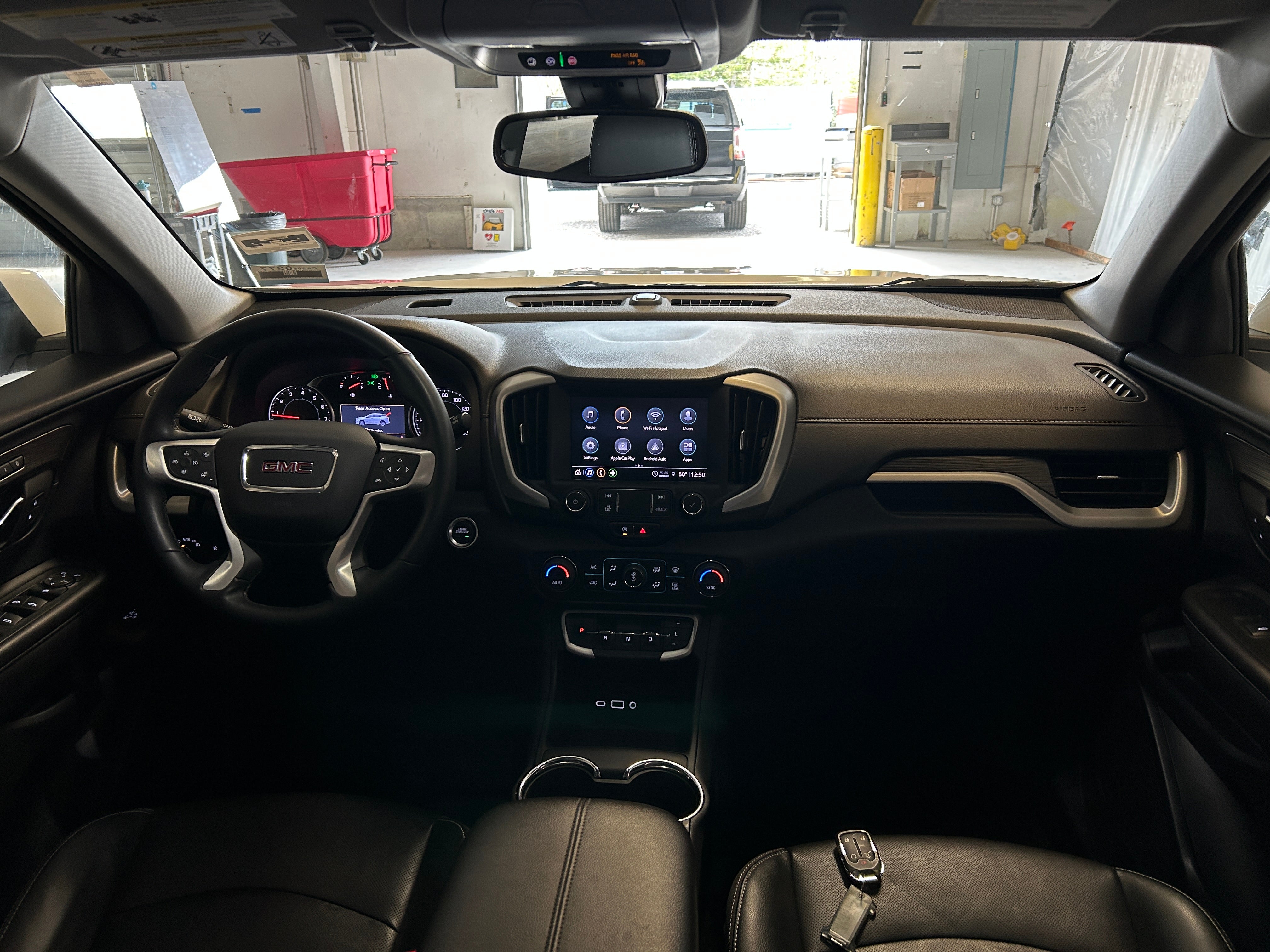 2023 GMC Terrain SLT 2