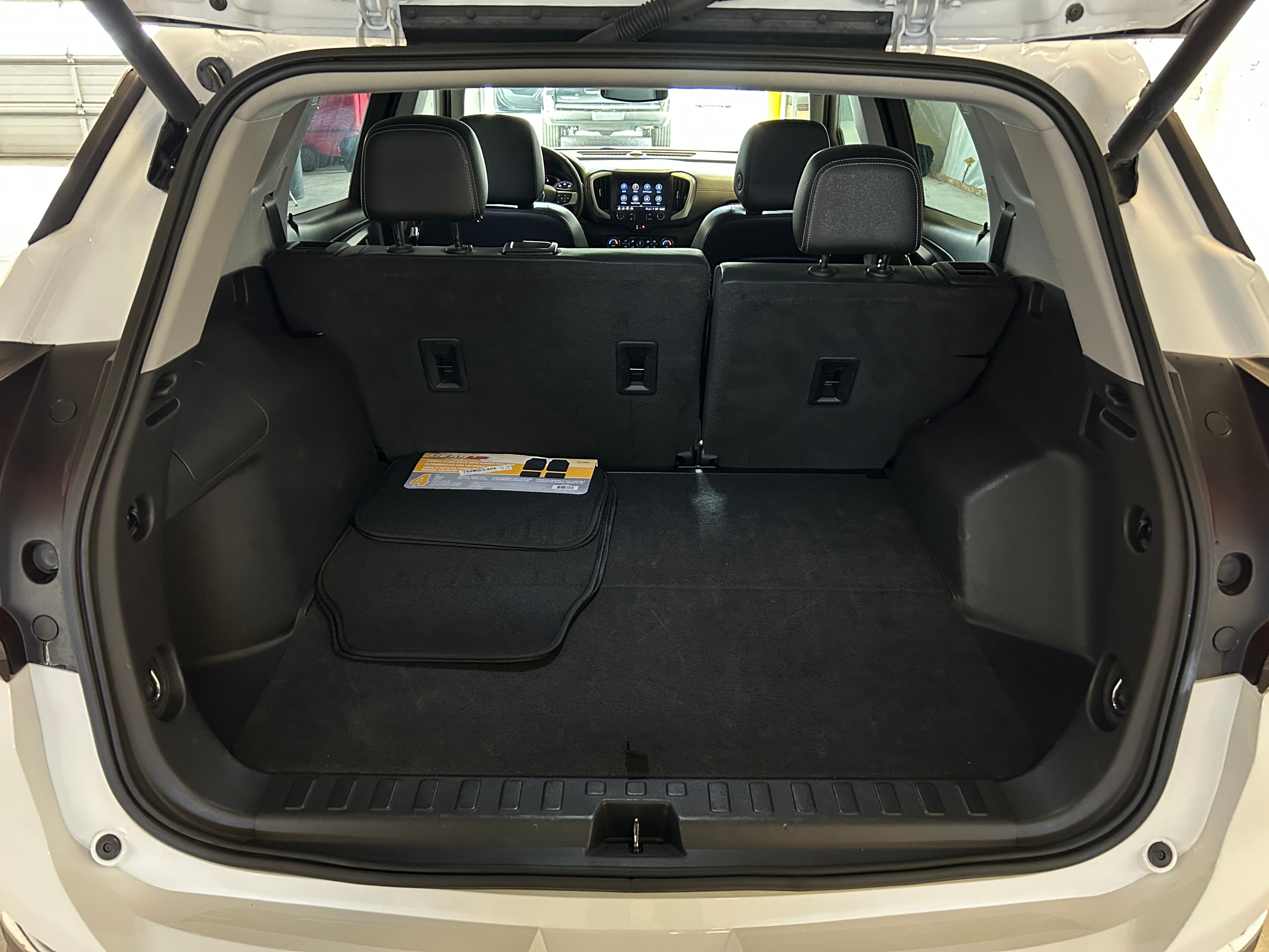 2023 GMC Terrain SLT 6