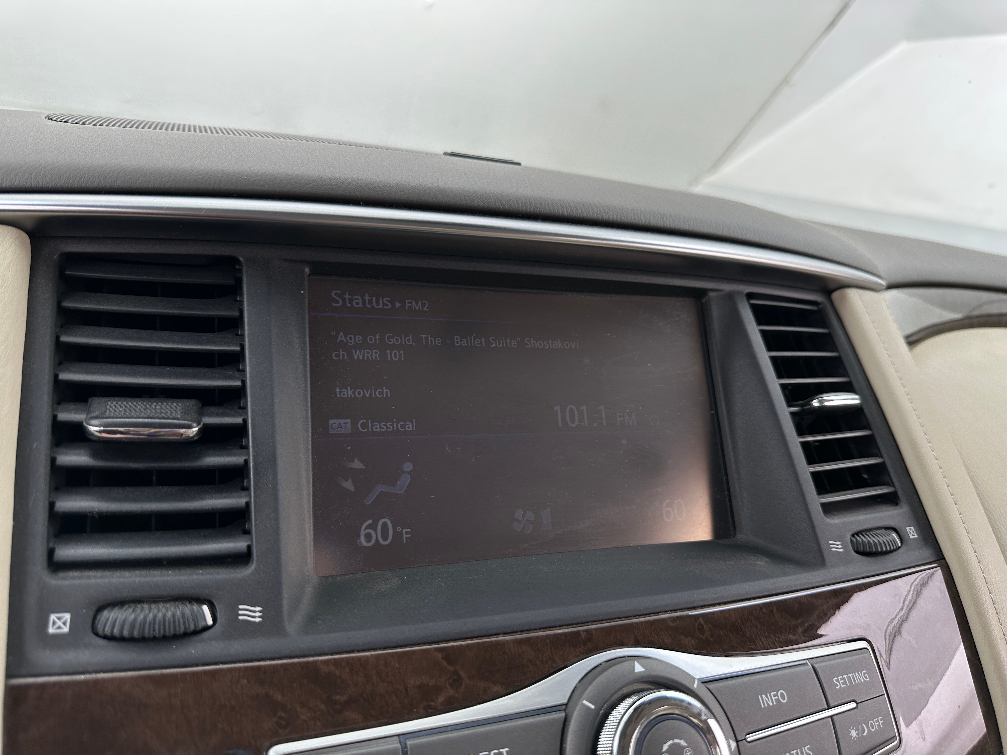 2017 INFINITI QX80 Base 3