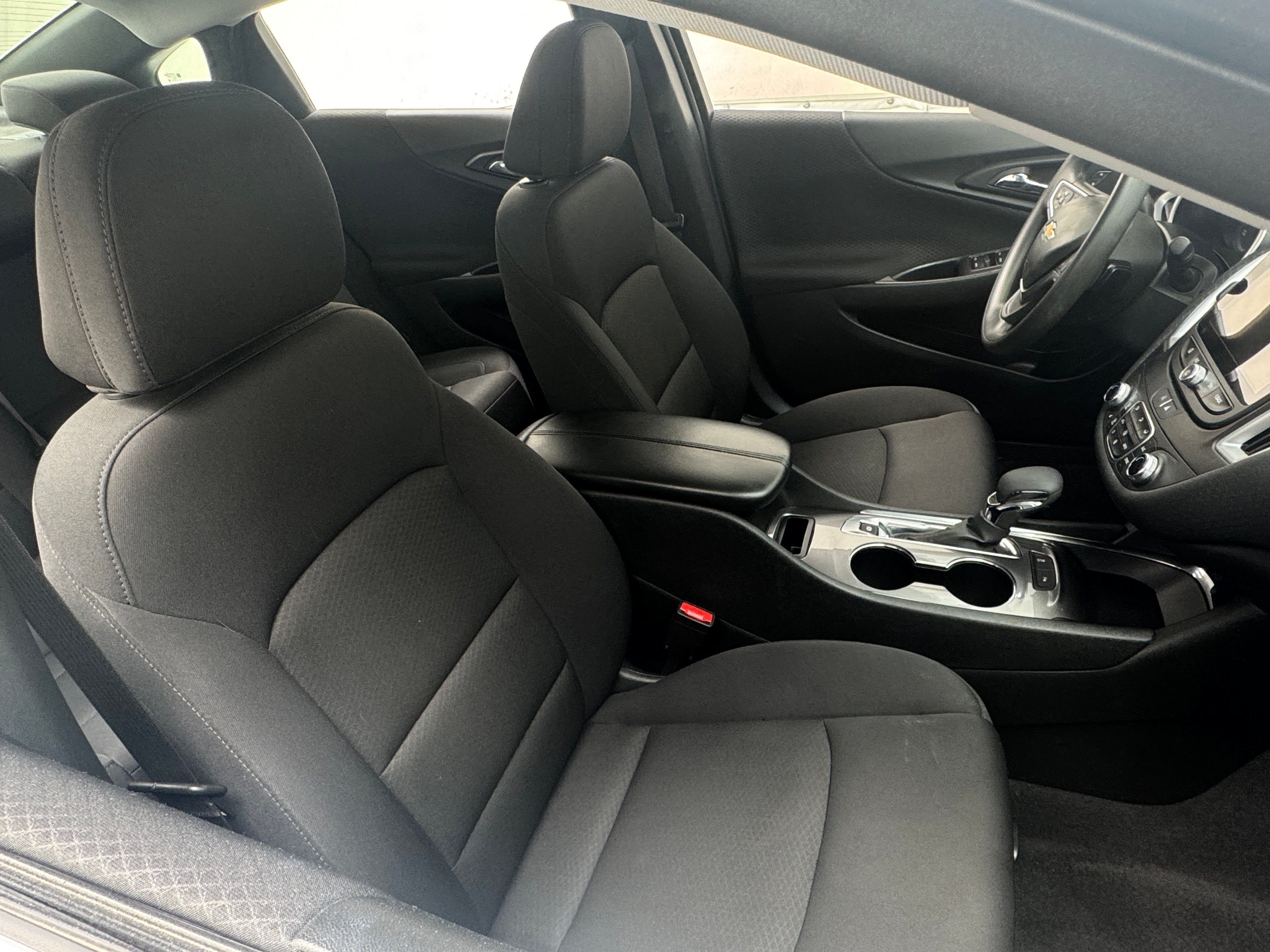 2023 Chevrolet Malibu LT 2