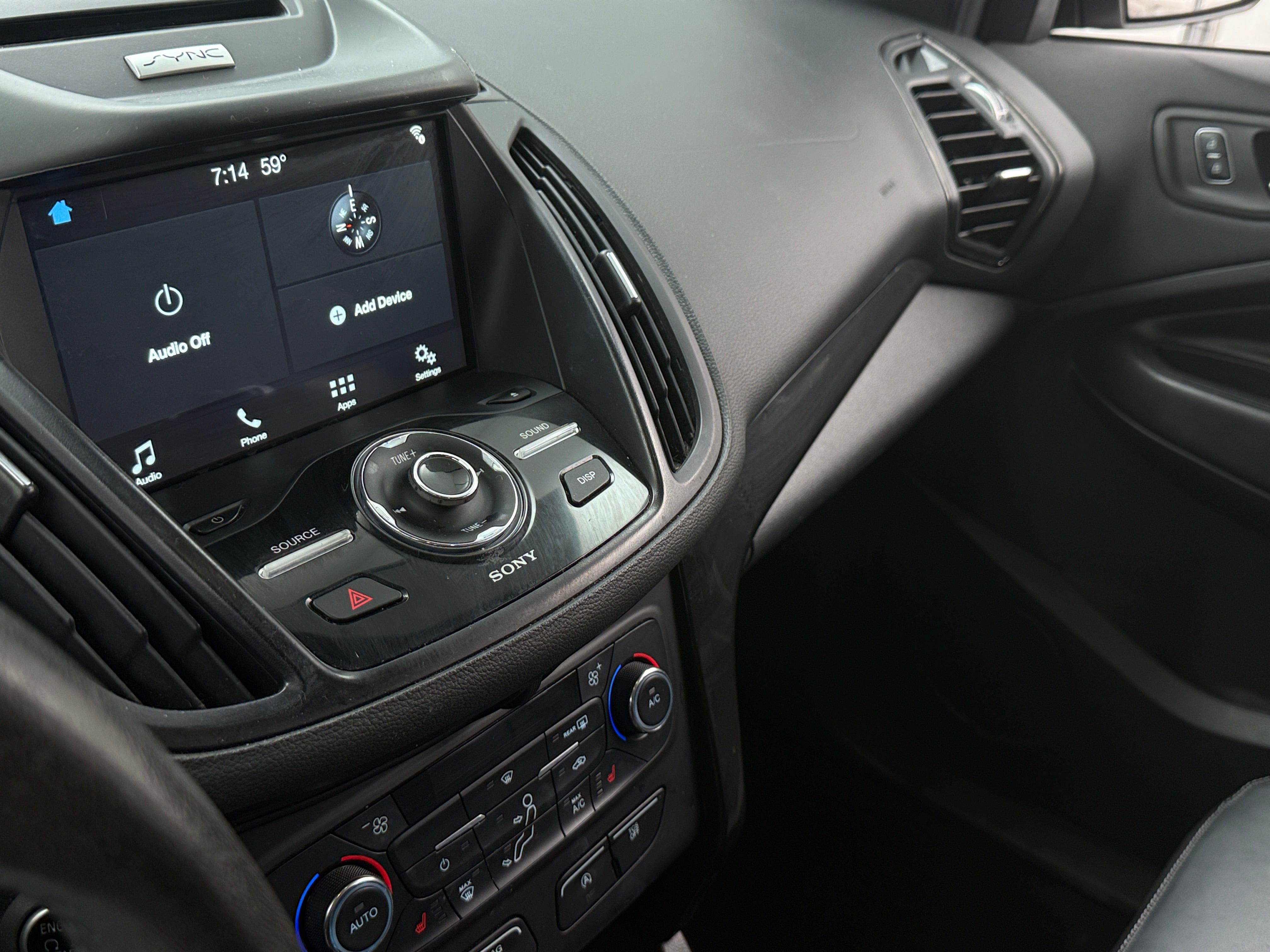 2017 Ford Escape Titanium 3