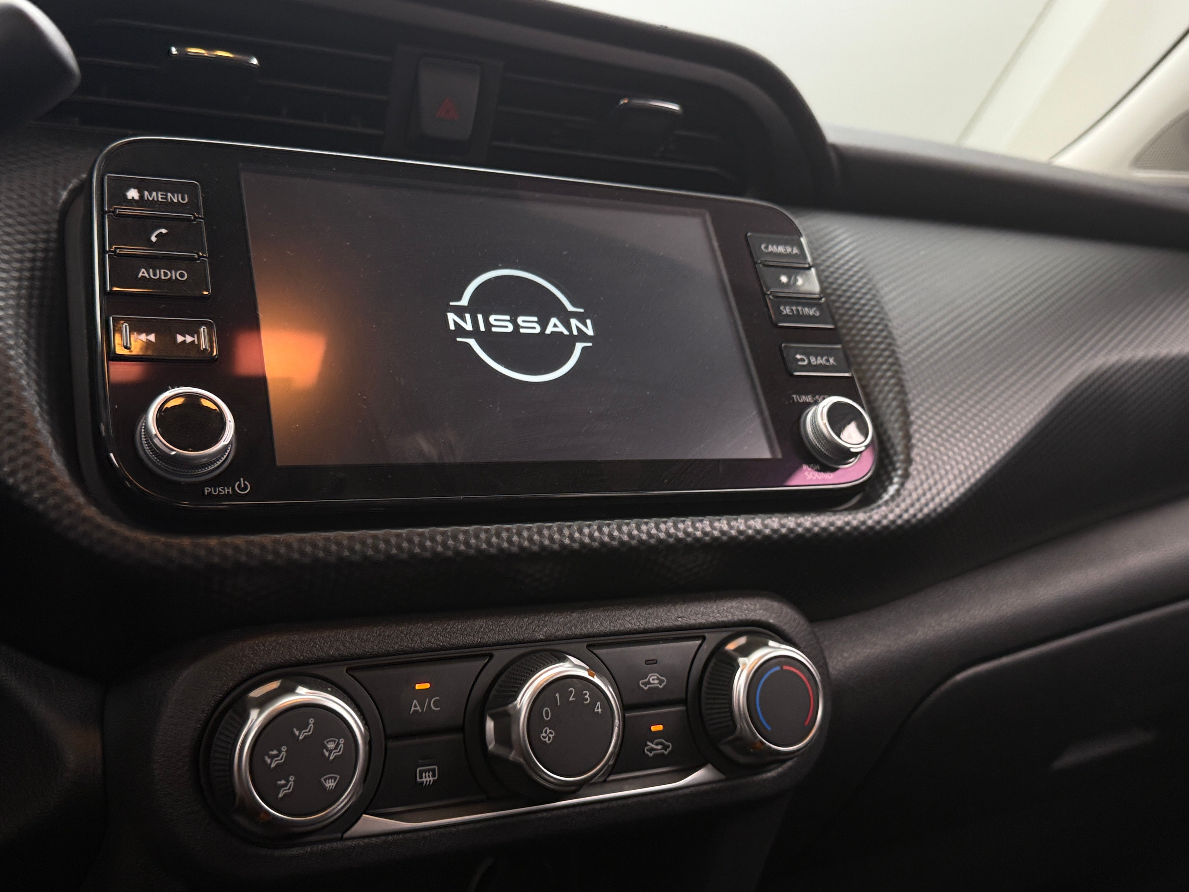 2024 Nissan Kicks SV 4