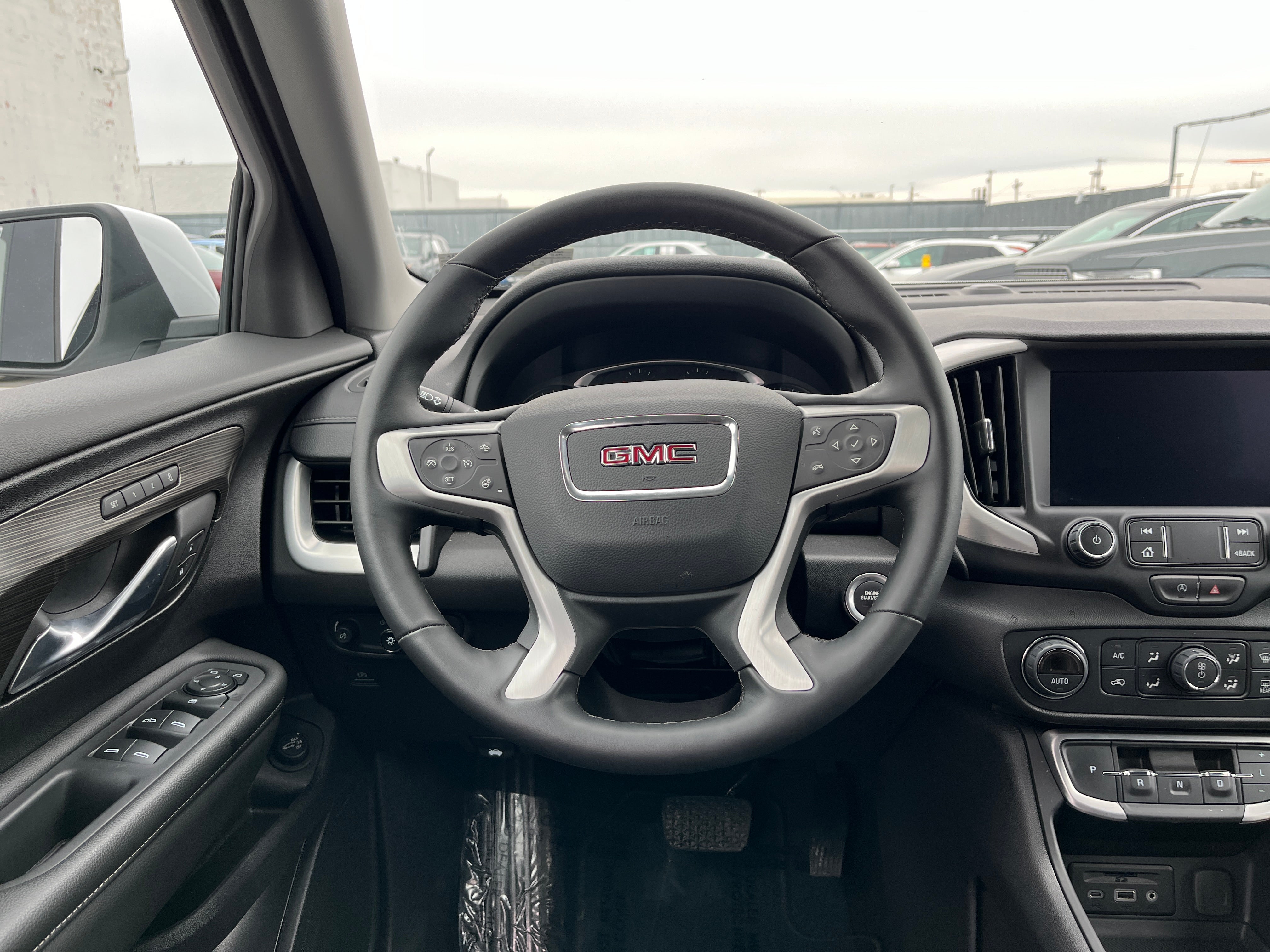 2024 GMC Terrain SLT 5