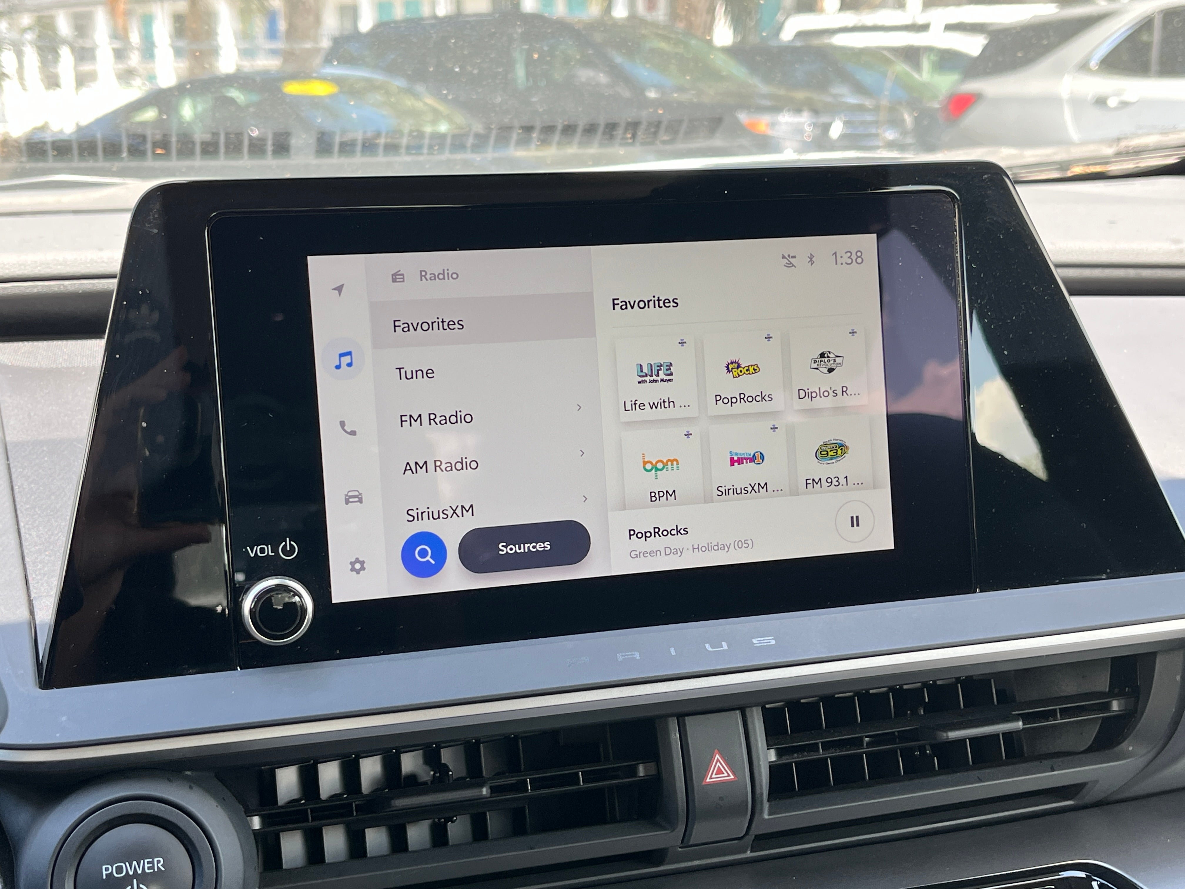 2024 Toyota Prius LE 4