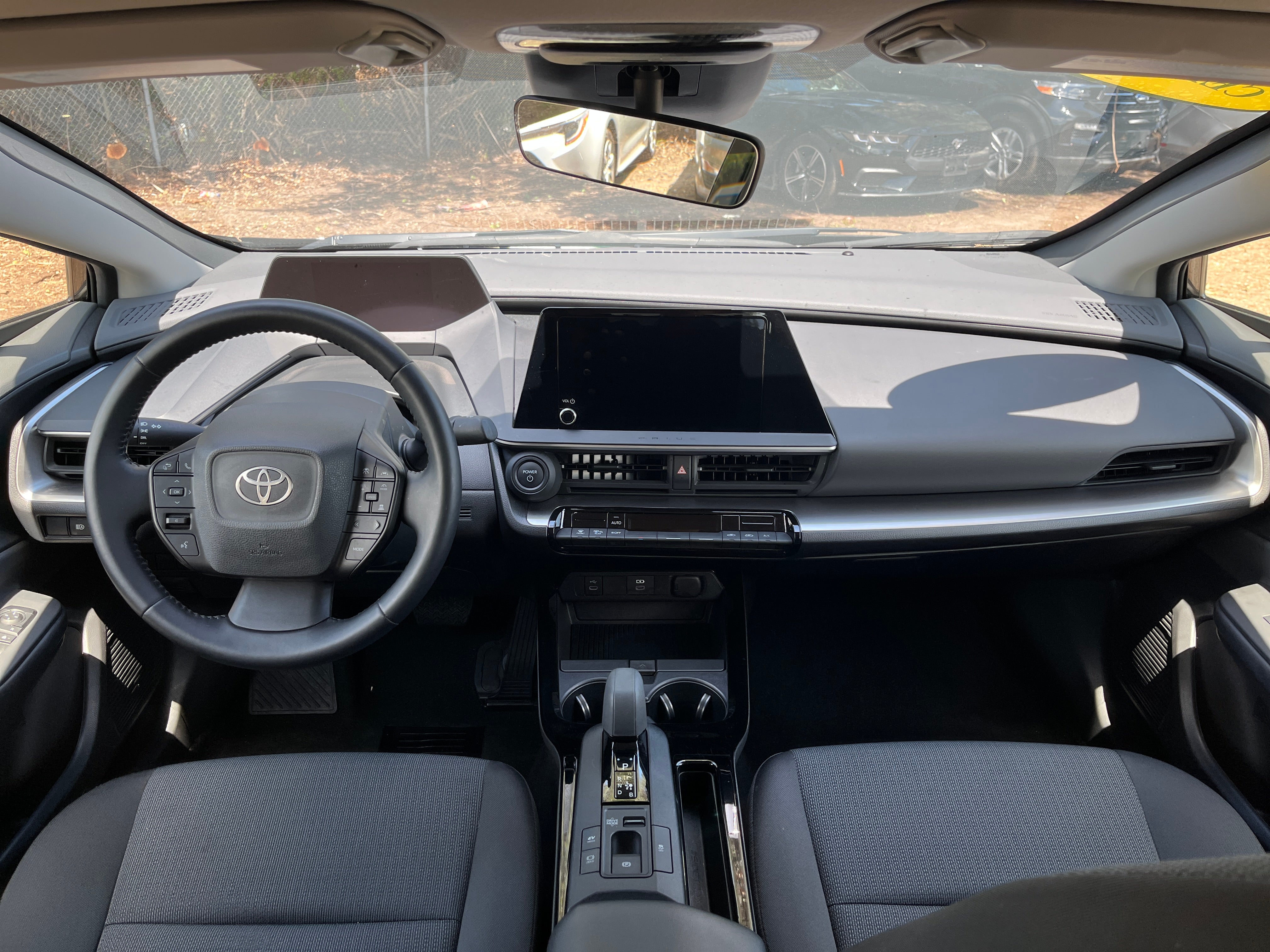 2024 Toyota Prius LE 3
