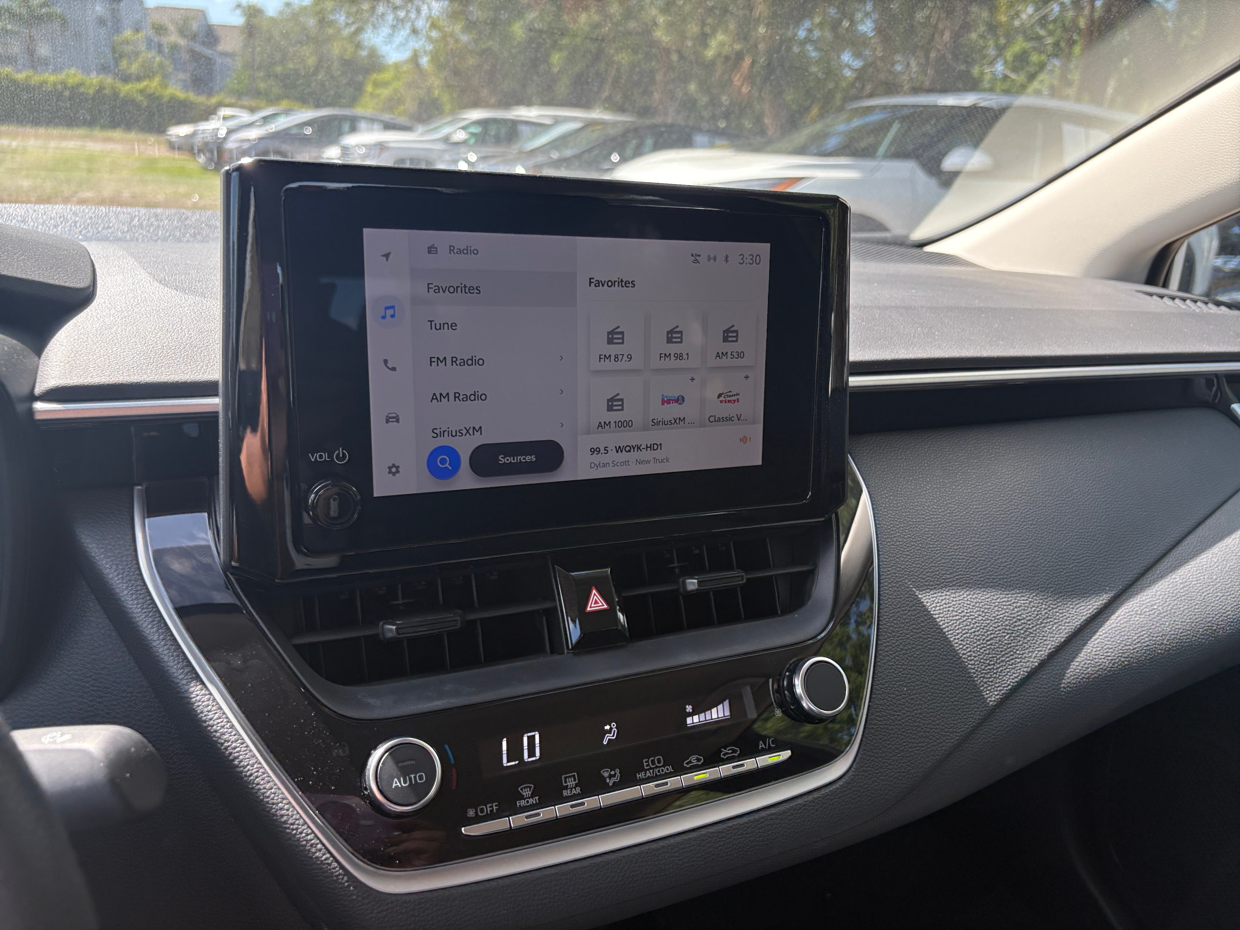 2023 Toyota Corolla LE 4
