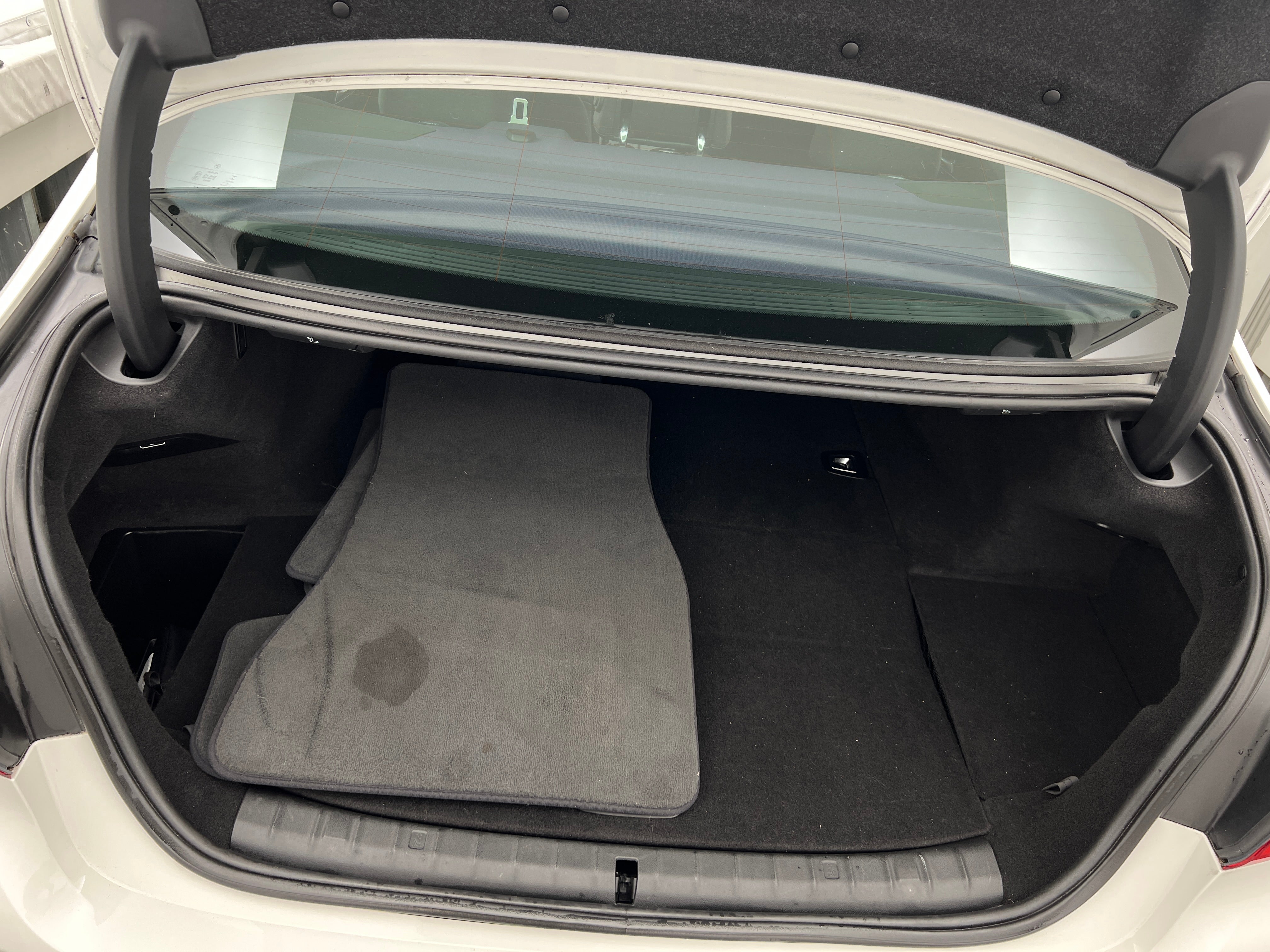 2018 BMW 5 Series 530e iPerformance 6