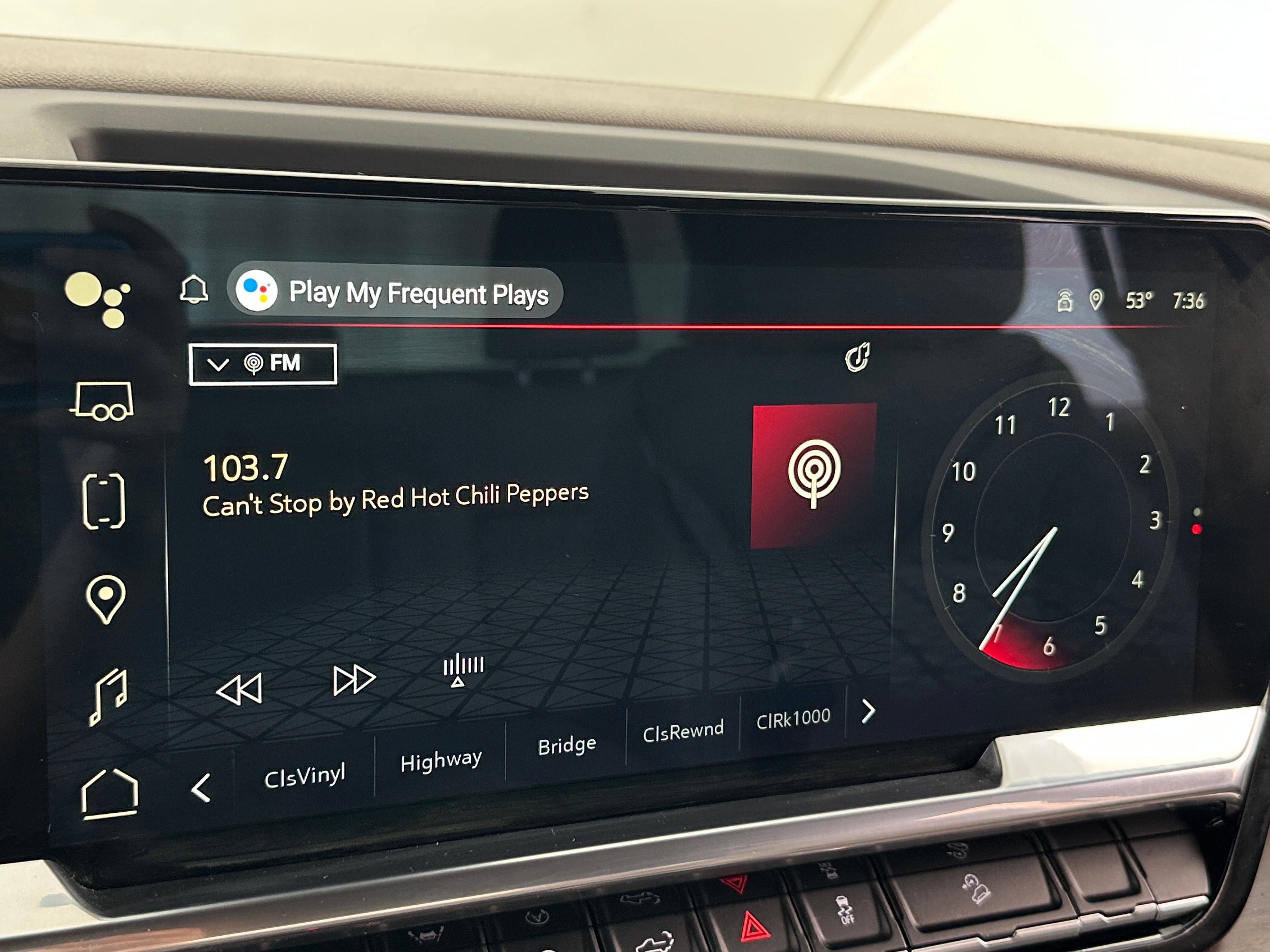 2023 GMC Sierra 1500 SLT 3