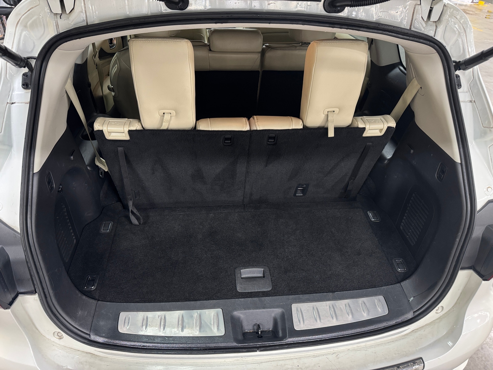 Thumbnail: 2016 INFINITI QX60 - 6