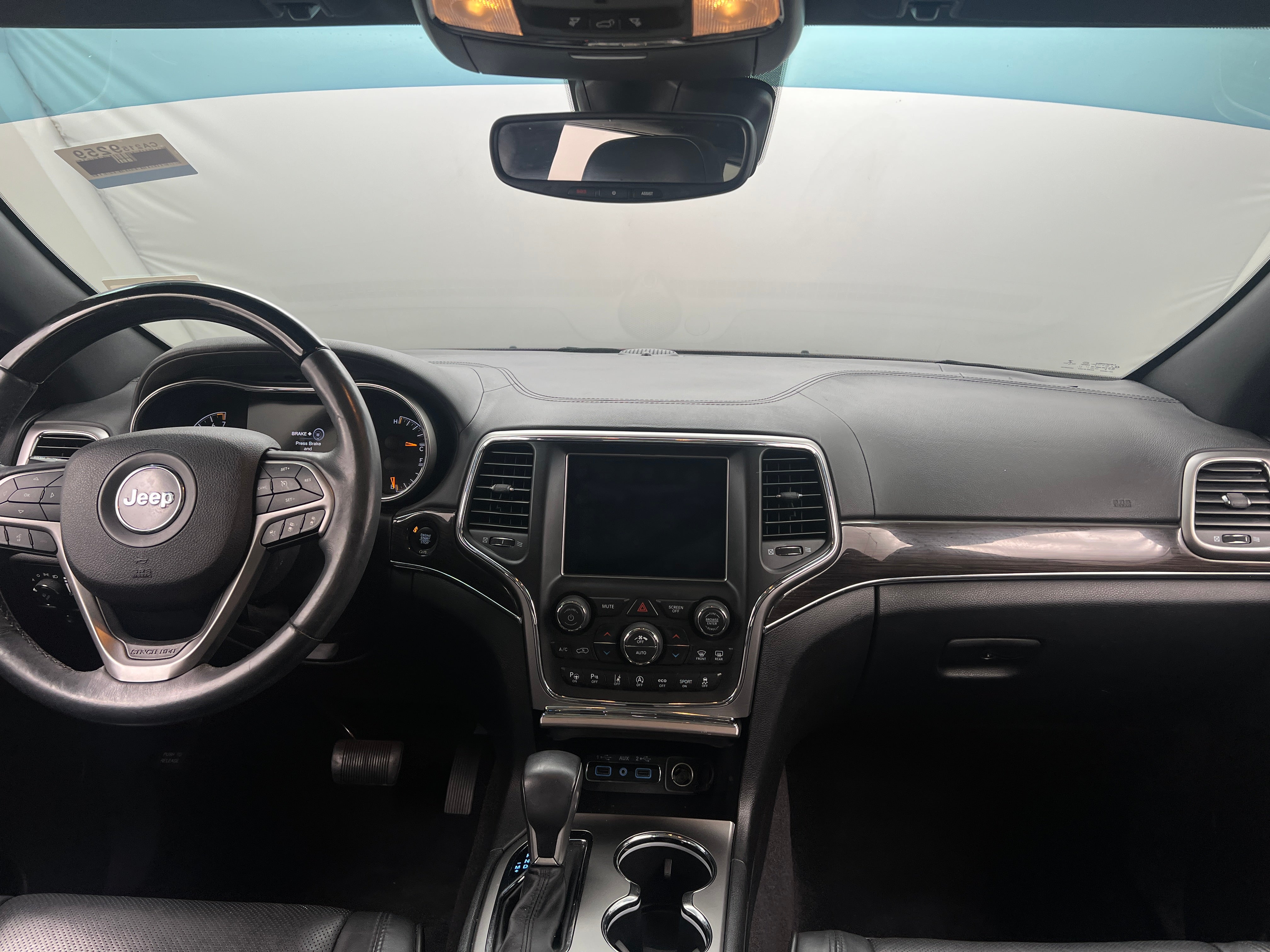 2018 Jeep Grand Cherokee Overland 2