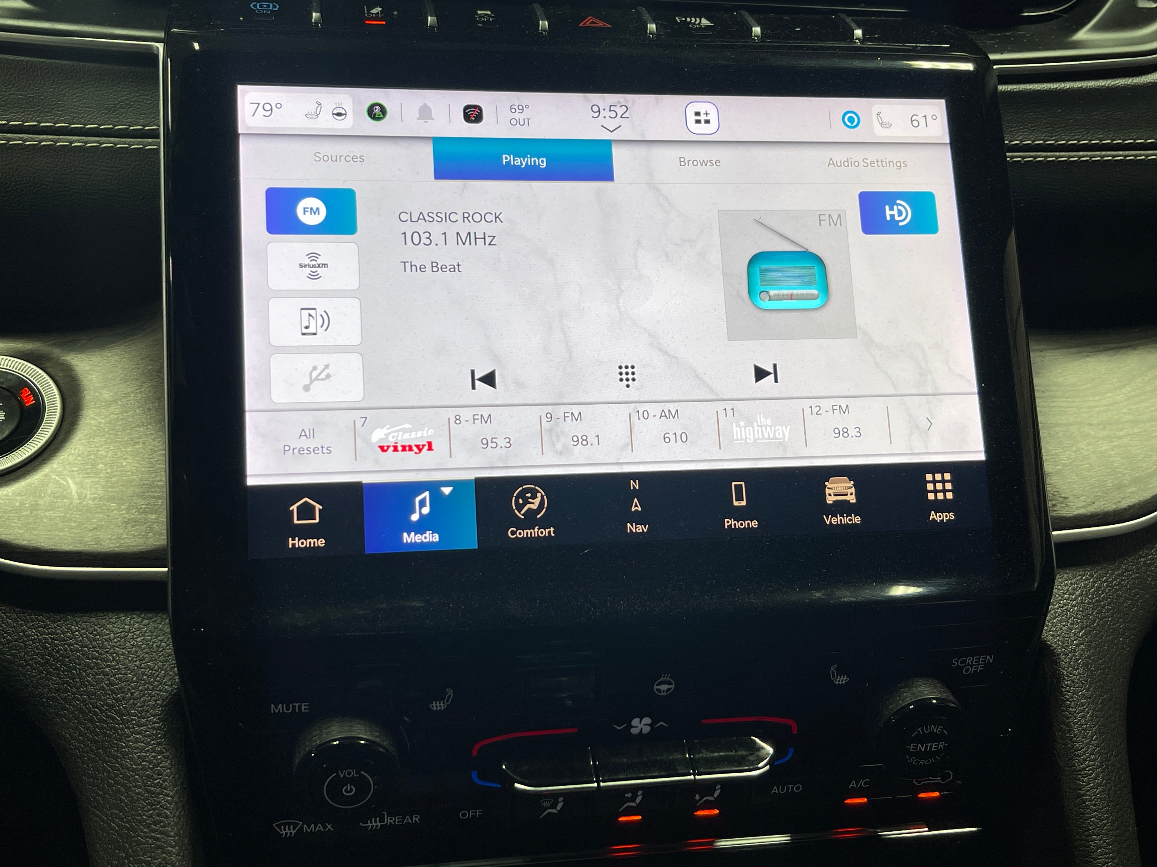 2024 Jeep Grand Cherokee 4xe 3