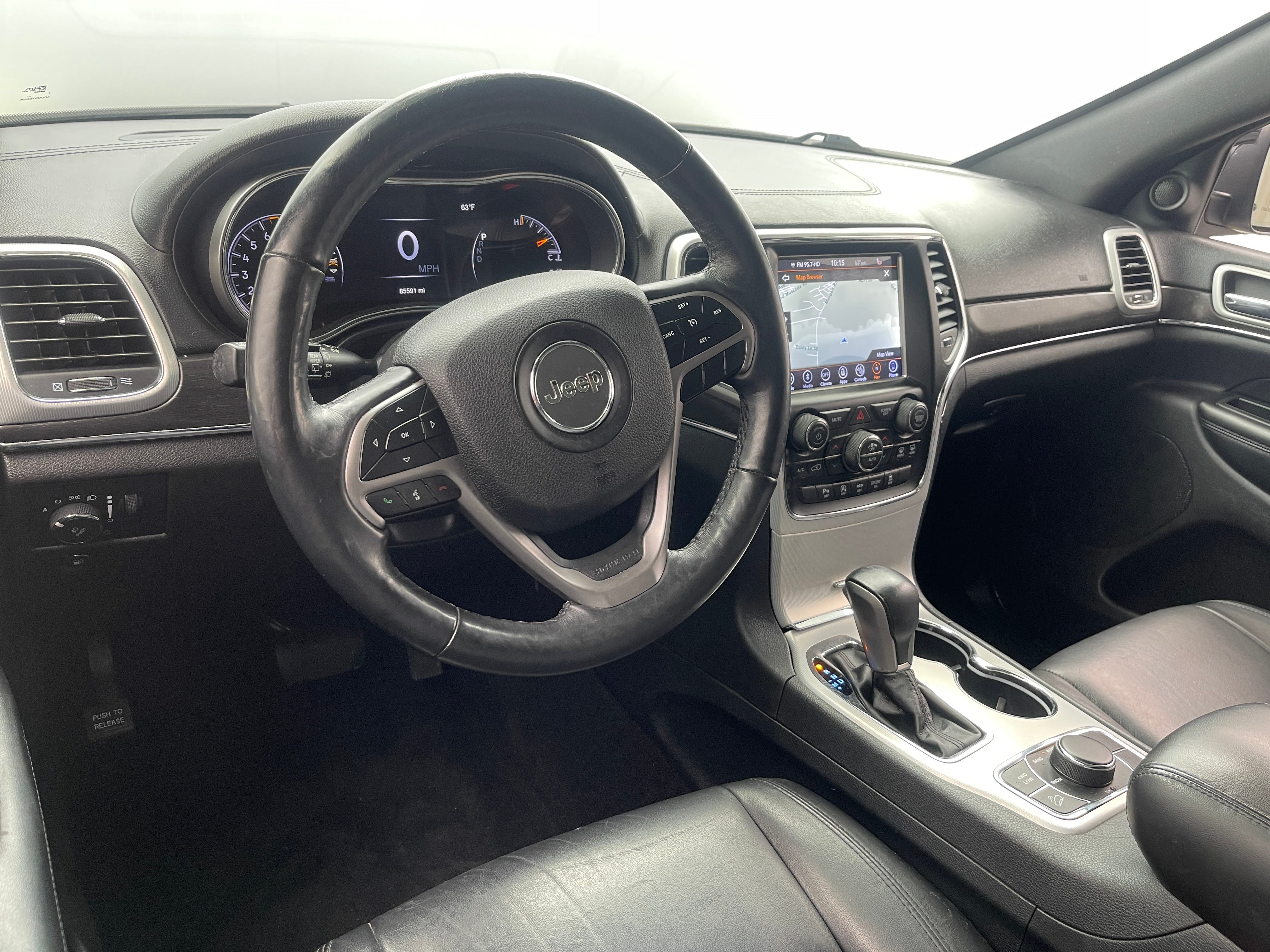 2018 Jeep Grand Cherokee Sterling Edition 2
