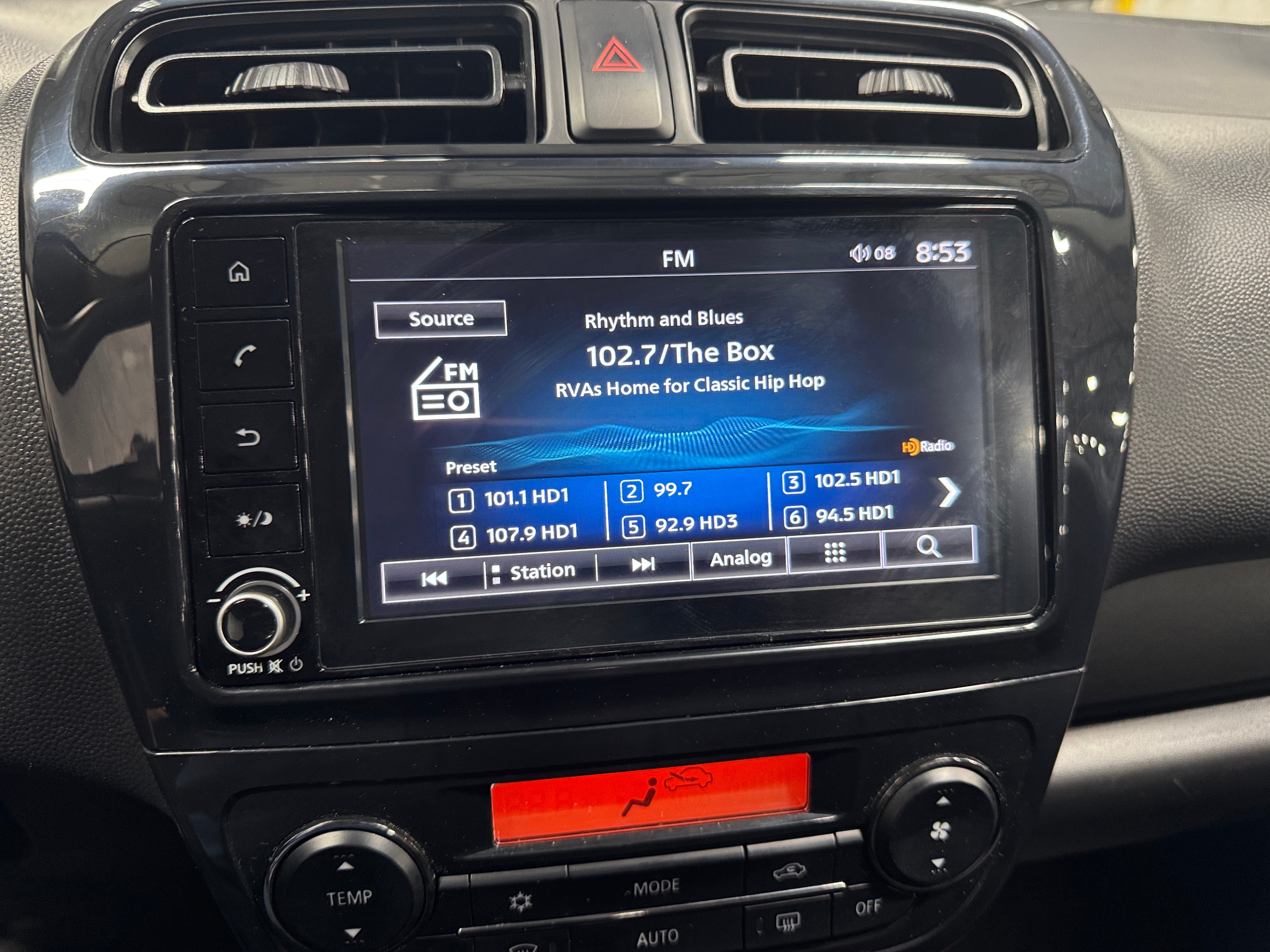 2022 Mitsubishi Mirage ES 4