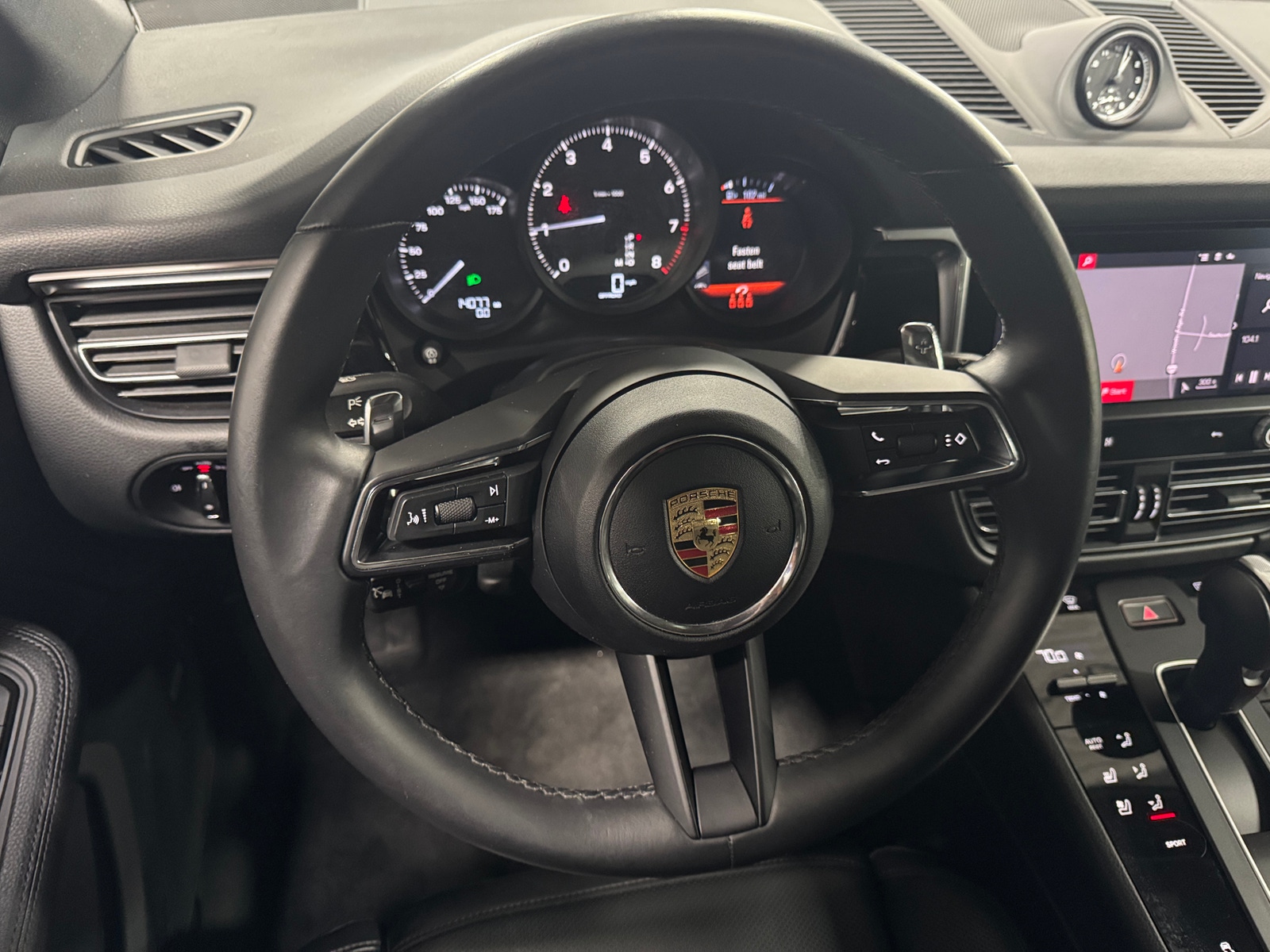 Thumbnail: 2024 Porsche Macan - 4