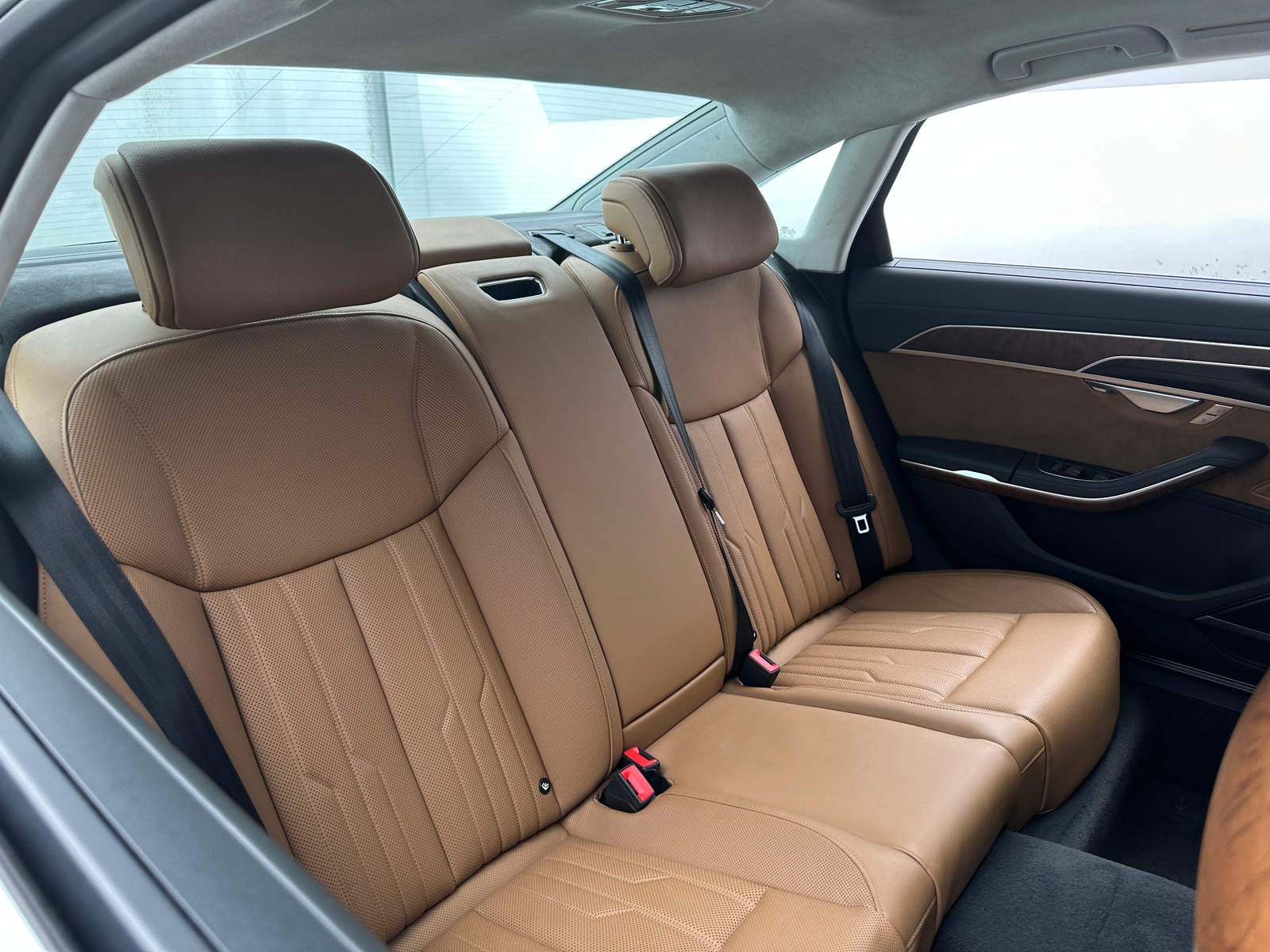 Thumbnail: 2020 Audi A8 - 5
