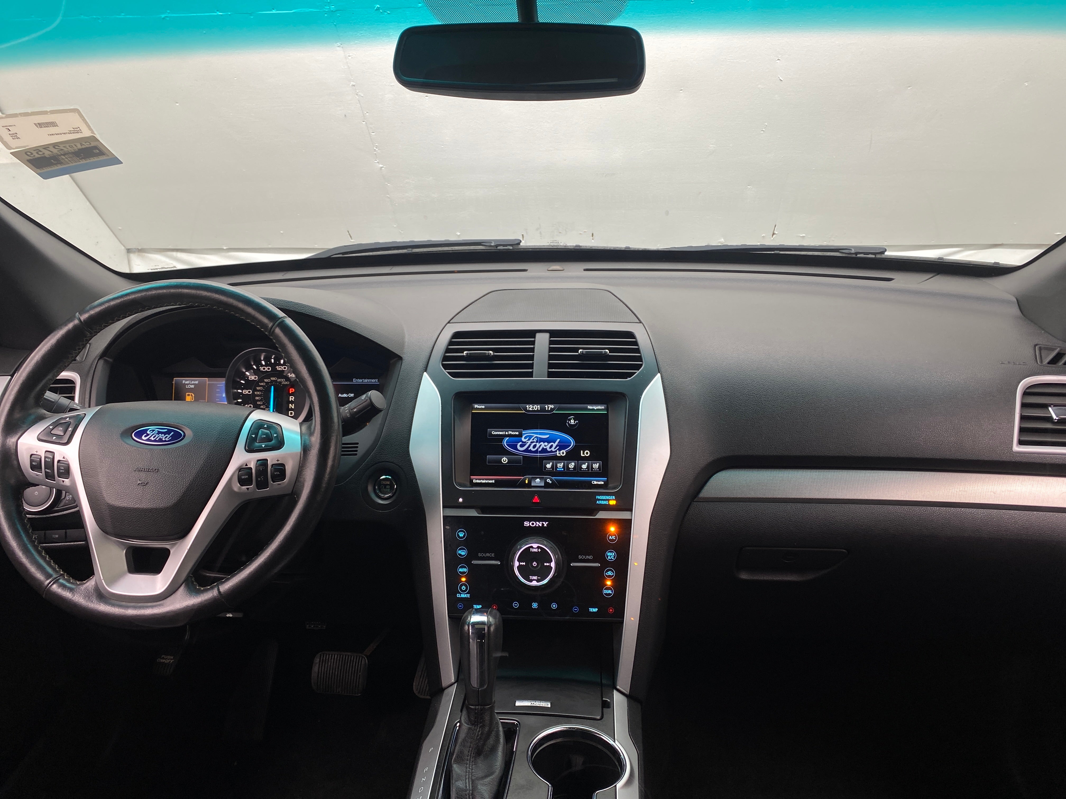 2015 Ford Explorer Sport 2