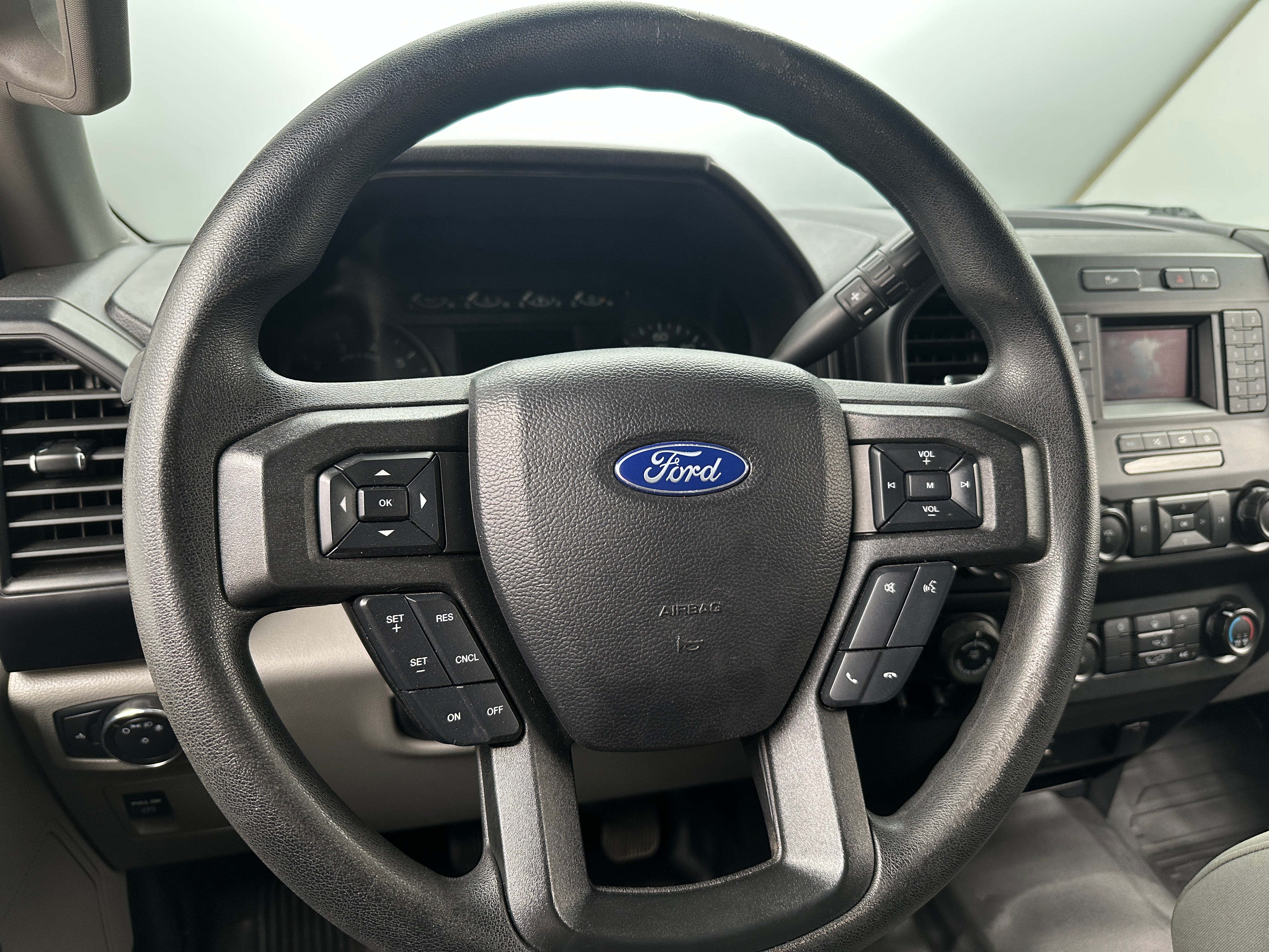 2019 Ford Econoline E-150 5