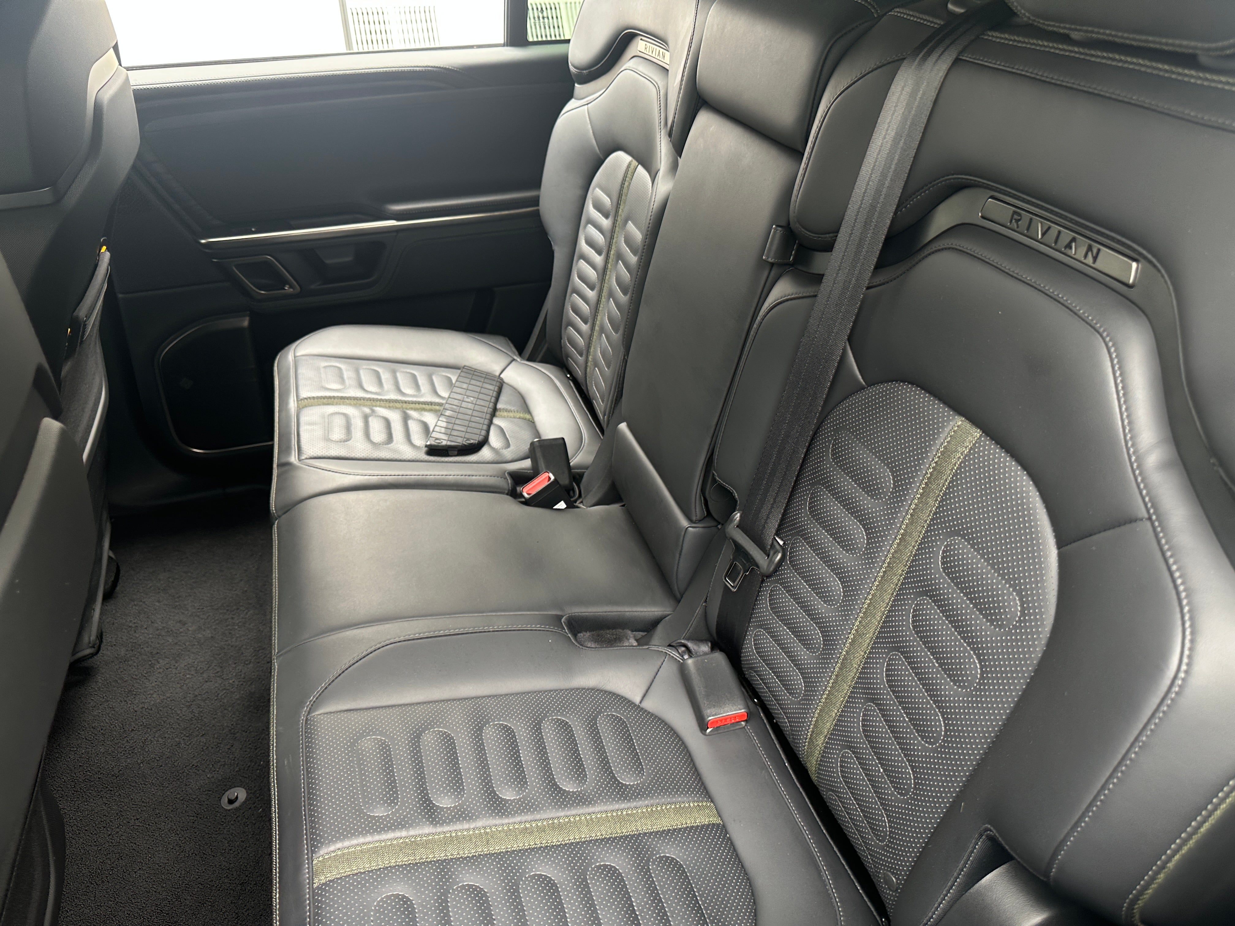 2023 Rivian R1S Adventure 5