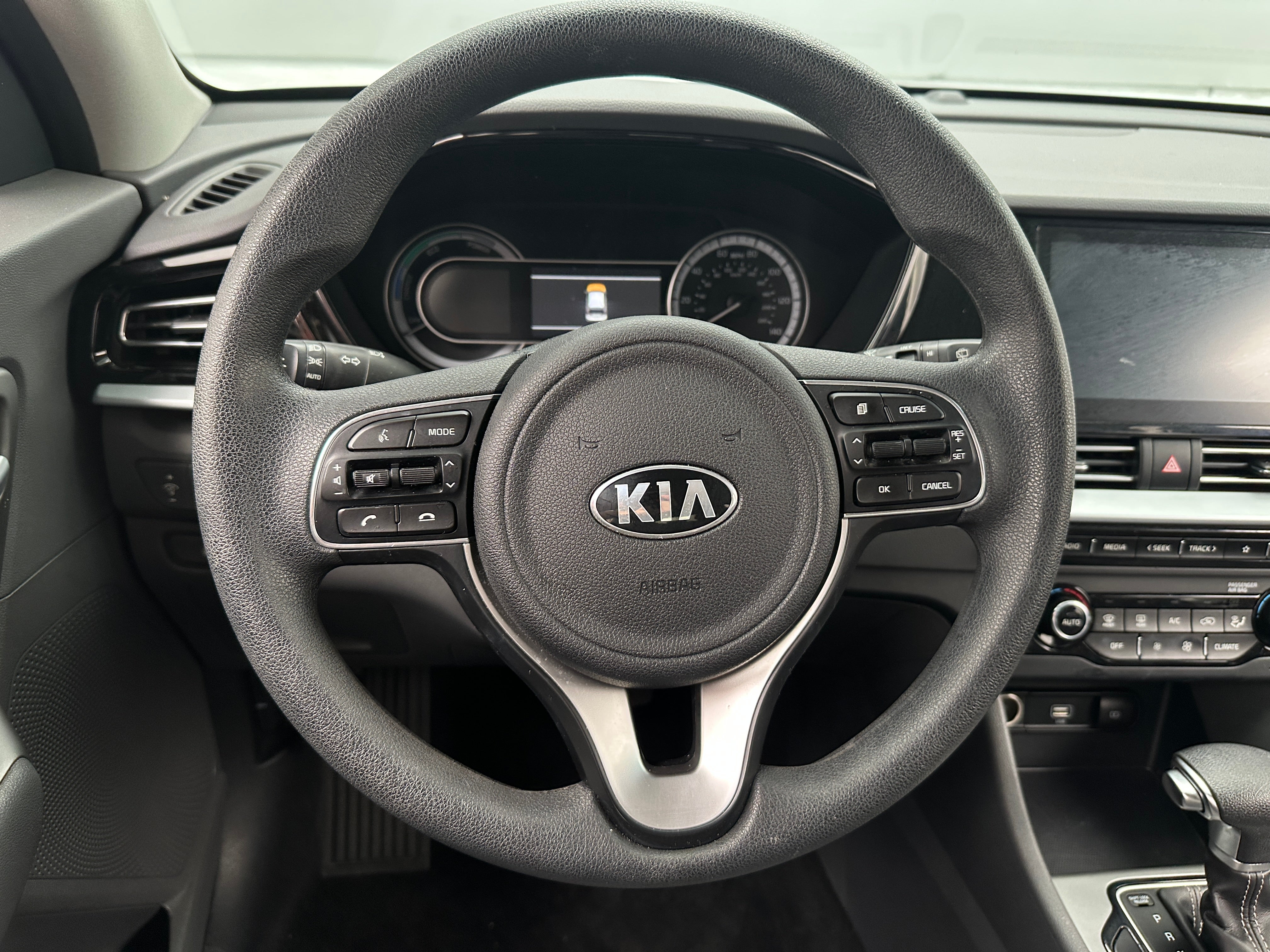 2020 Kia Niro LX 5