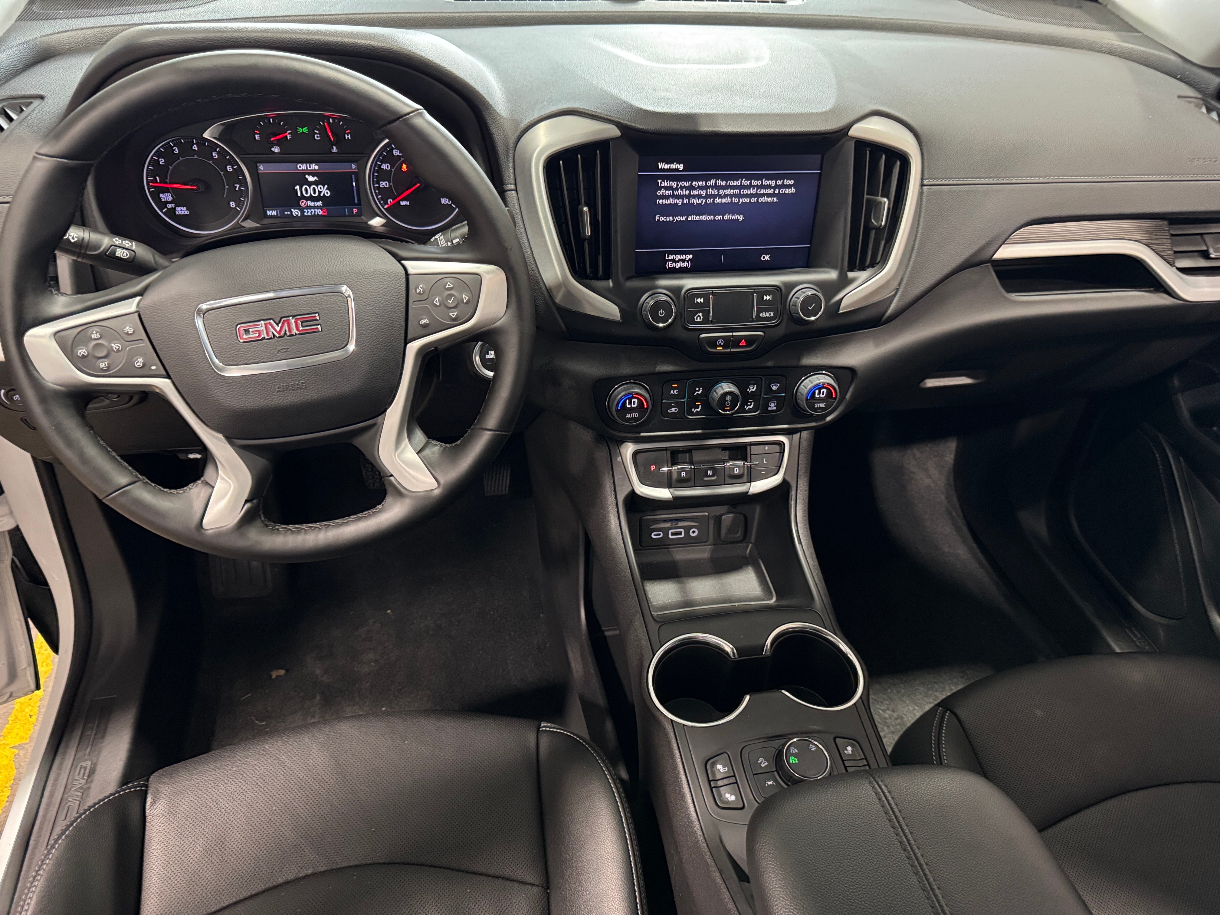 2024 GMC Terrain SLT 2