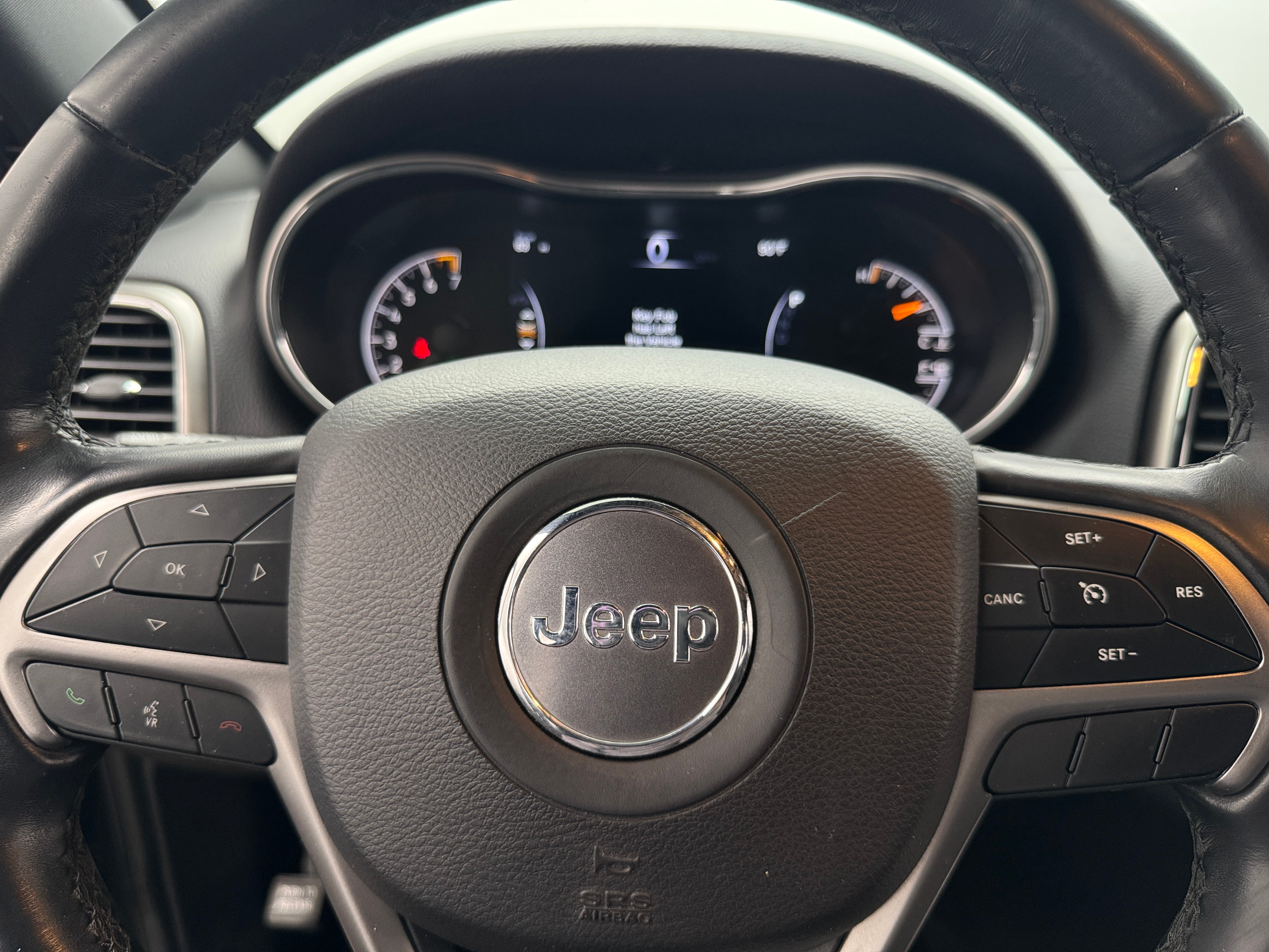 2019 Jeep Grand Cherokee Laredo 5