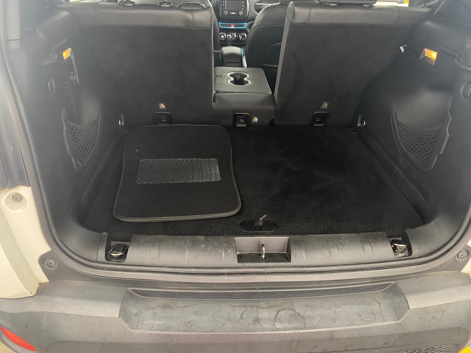 Thumbnail: 2016 Jeep Renegade - 6