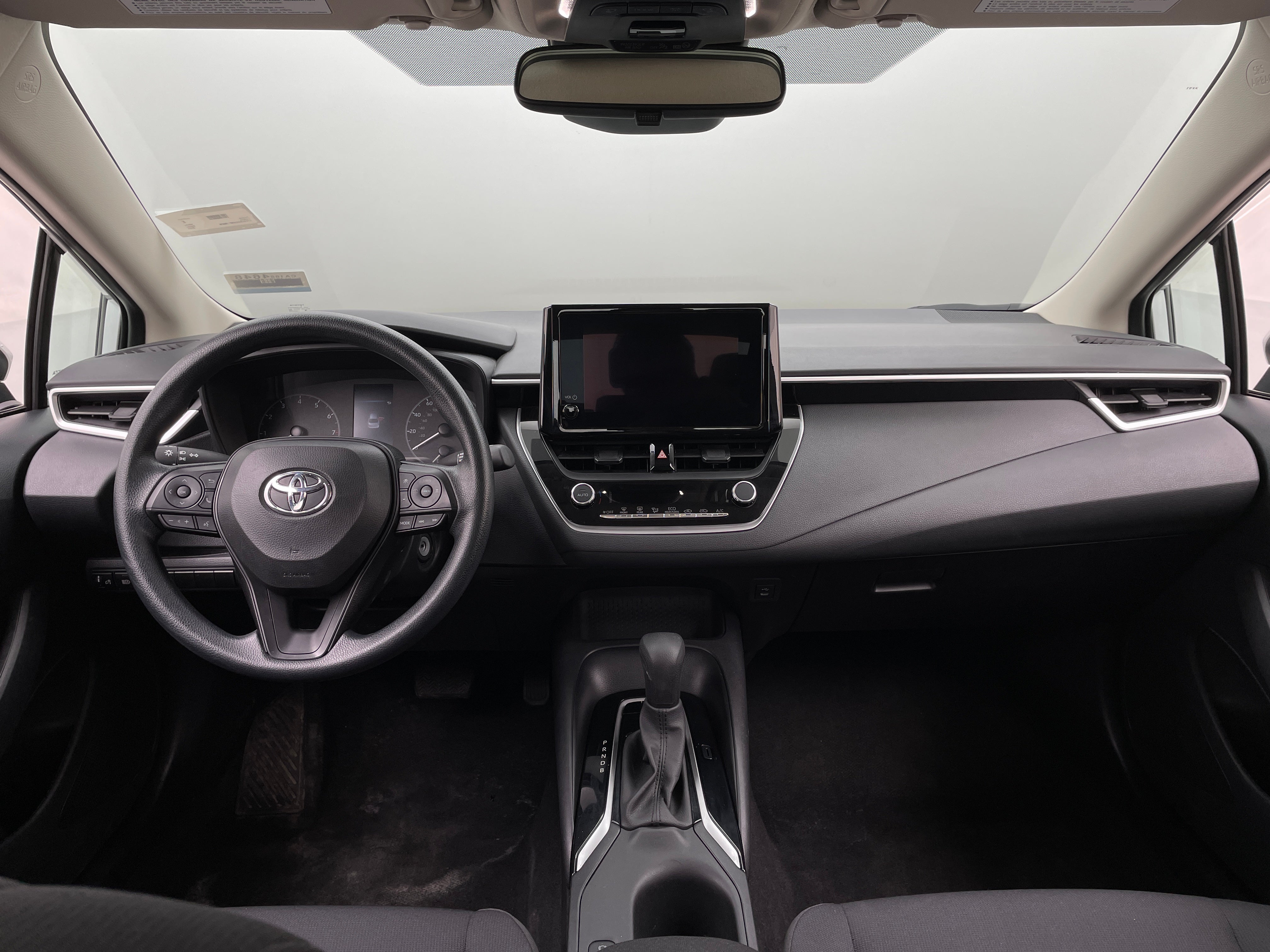 2024 Toyota Corolla LE 3