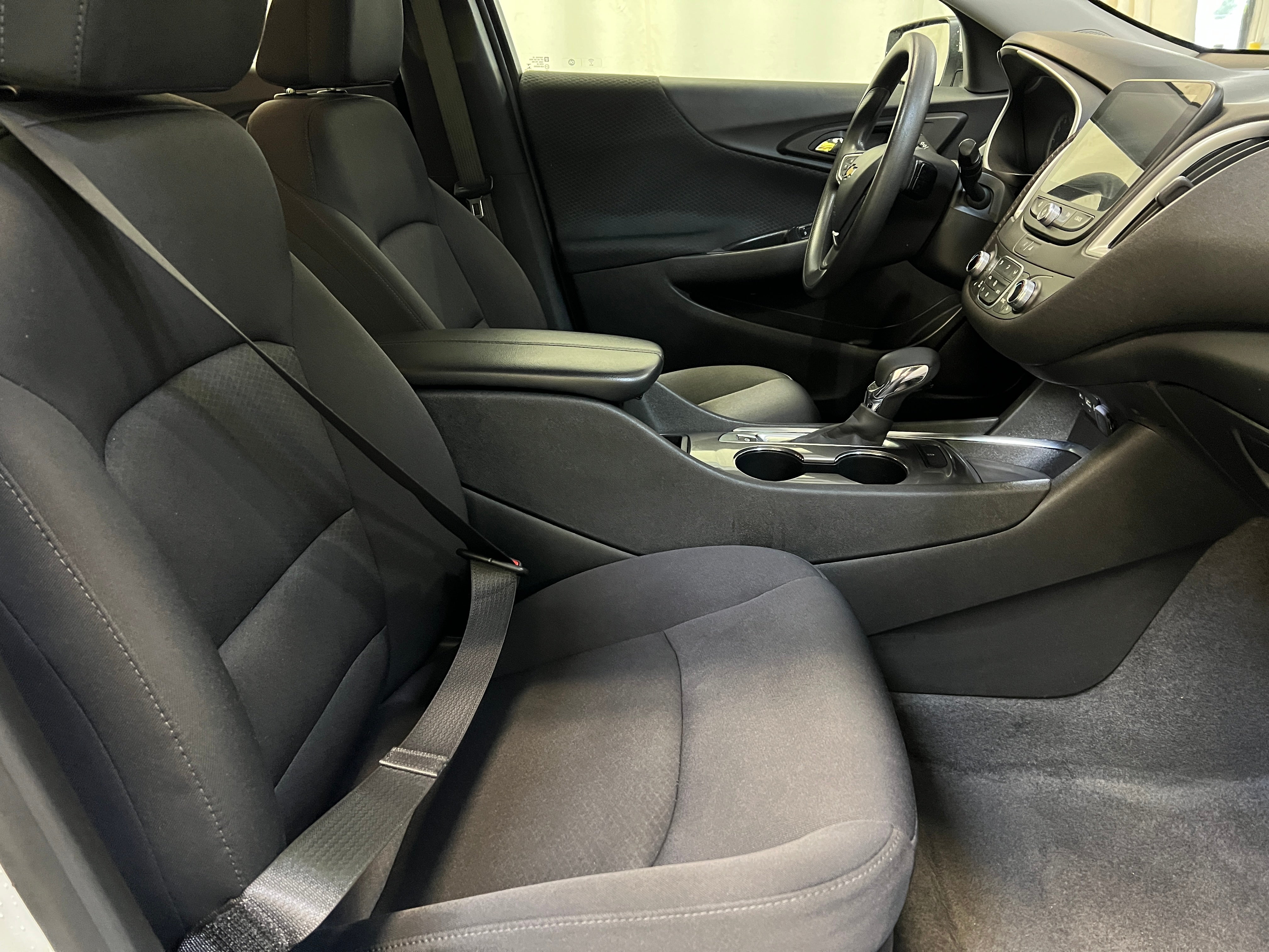 2023 Chevrolet Malibu LT 2