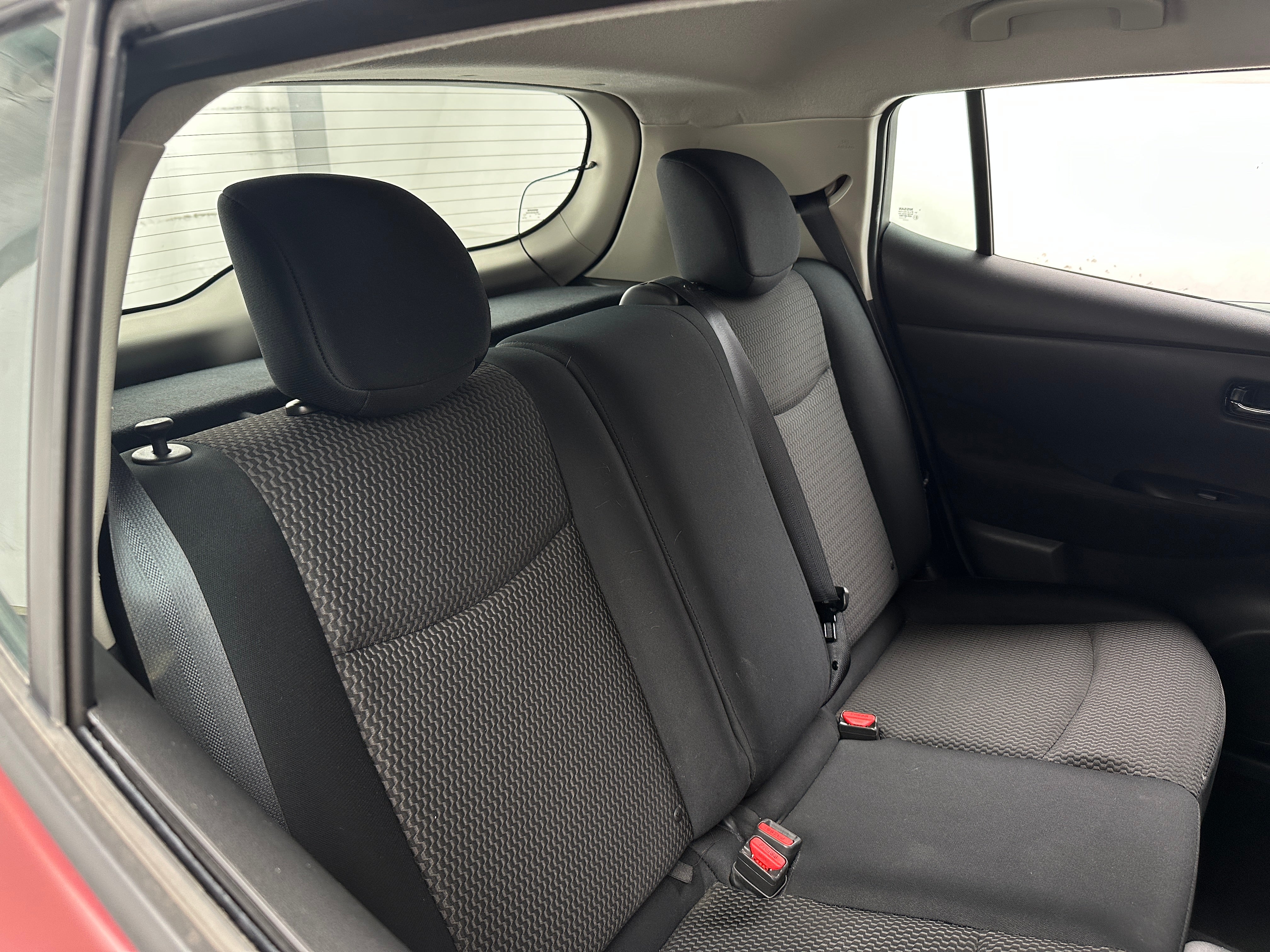 2016 Nissan Leaf S 6