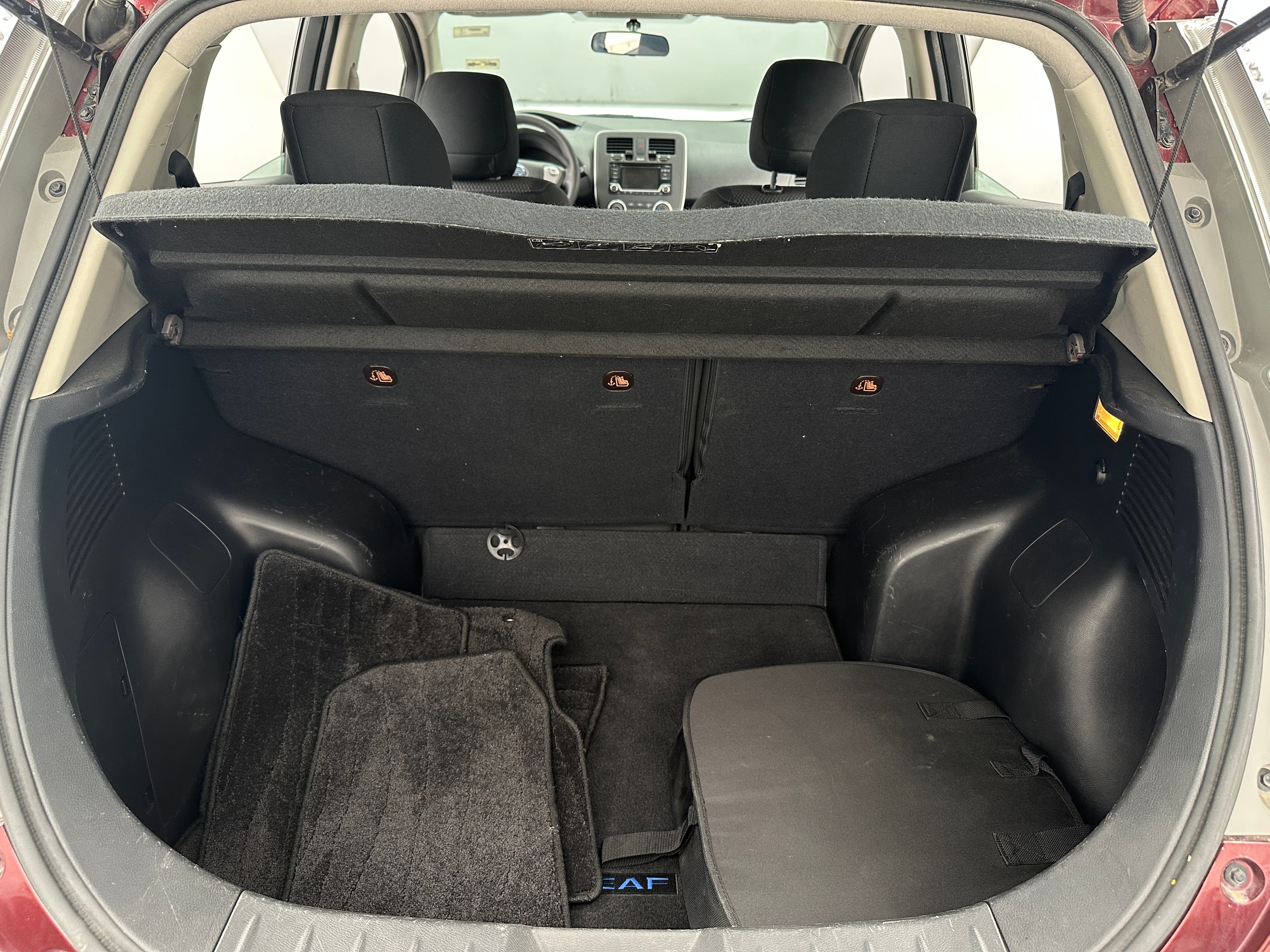 2016 Nissan Leaf S 7