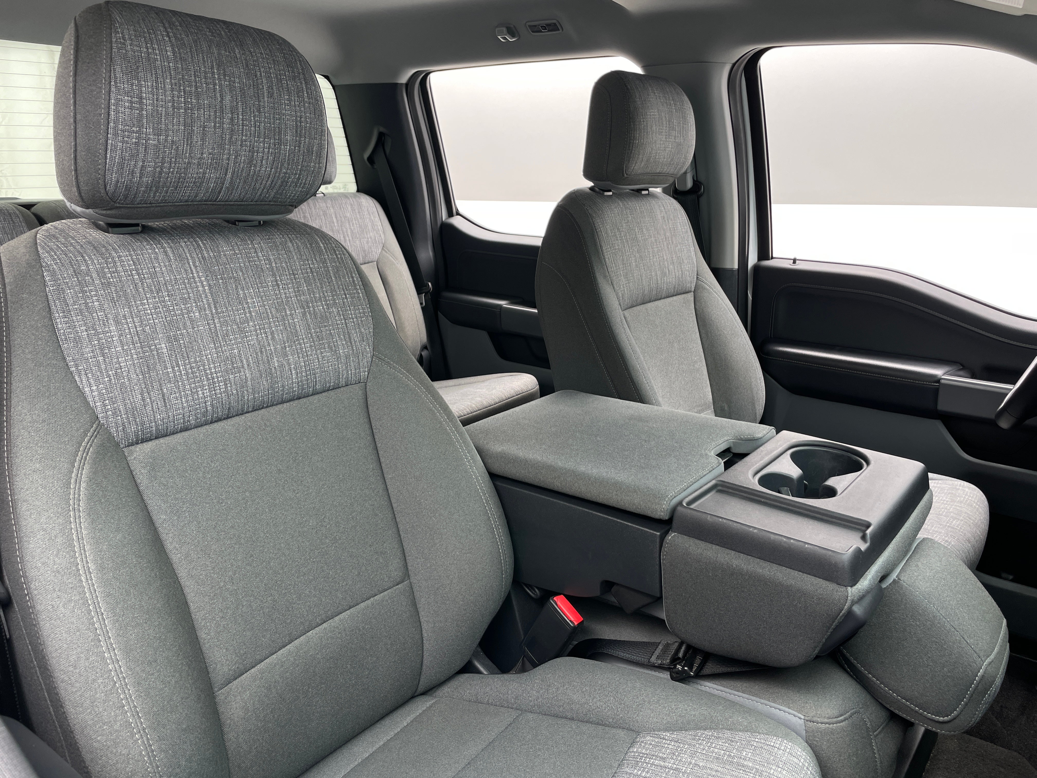 2021 Ford Econoline E-150 2