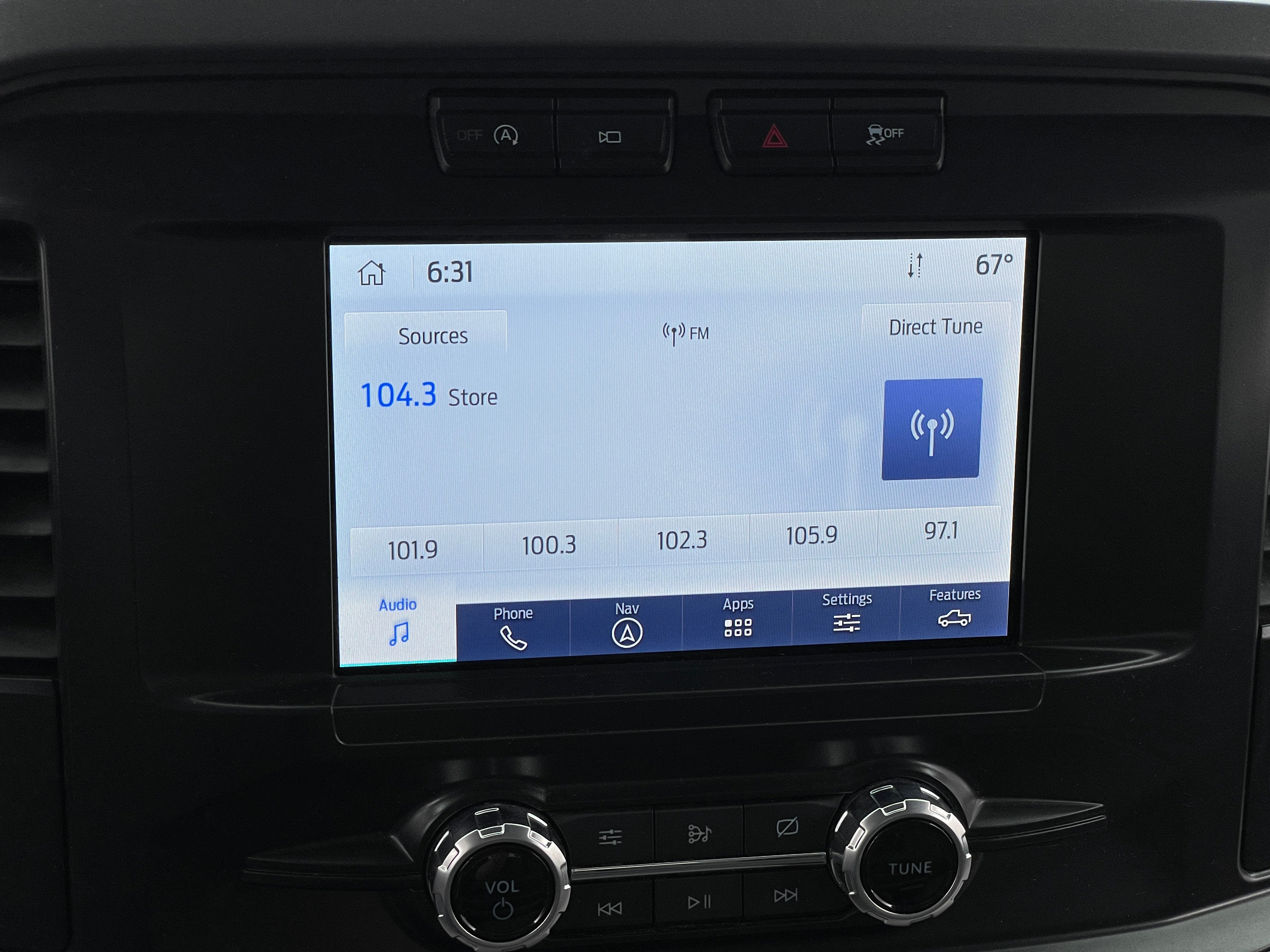 2021 Ford Econoline E-150 4