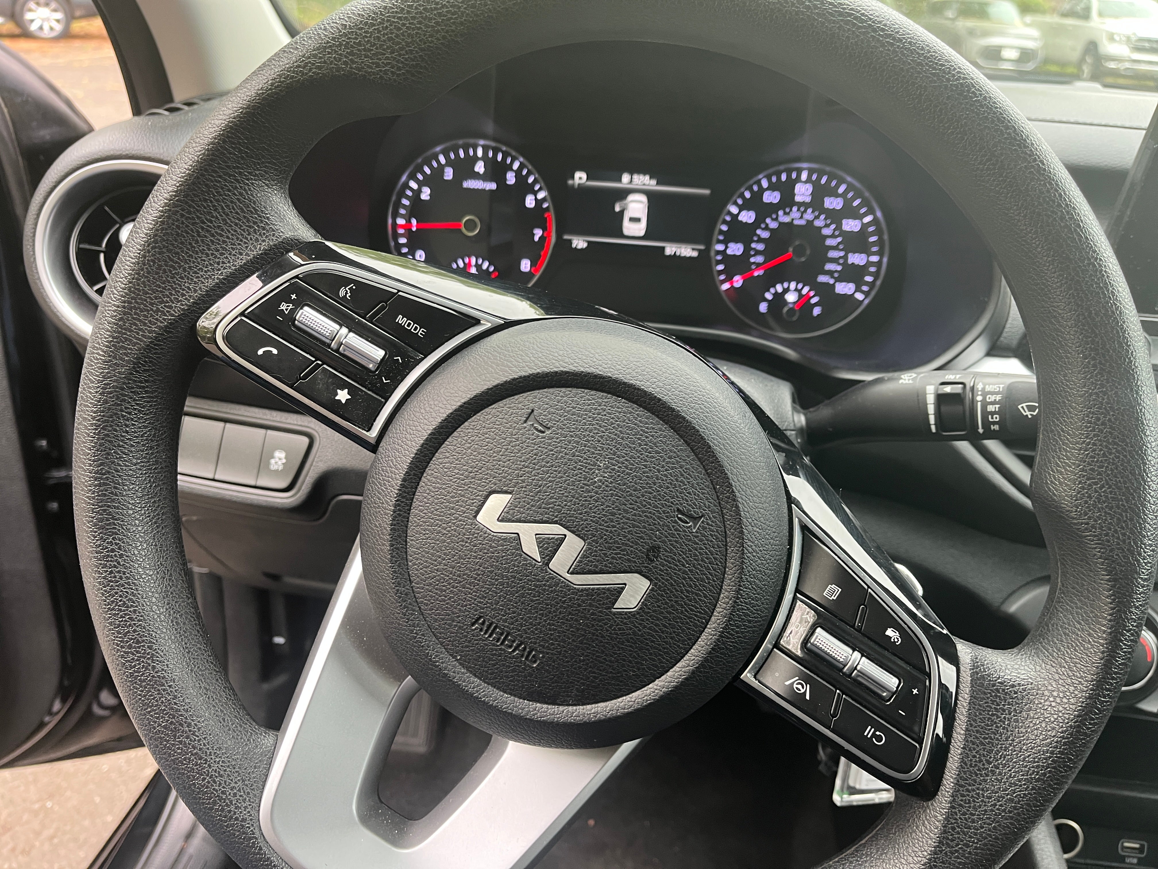 2024 Kia Forte LXS 5